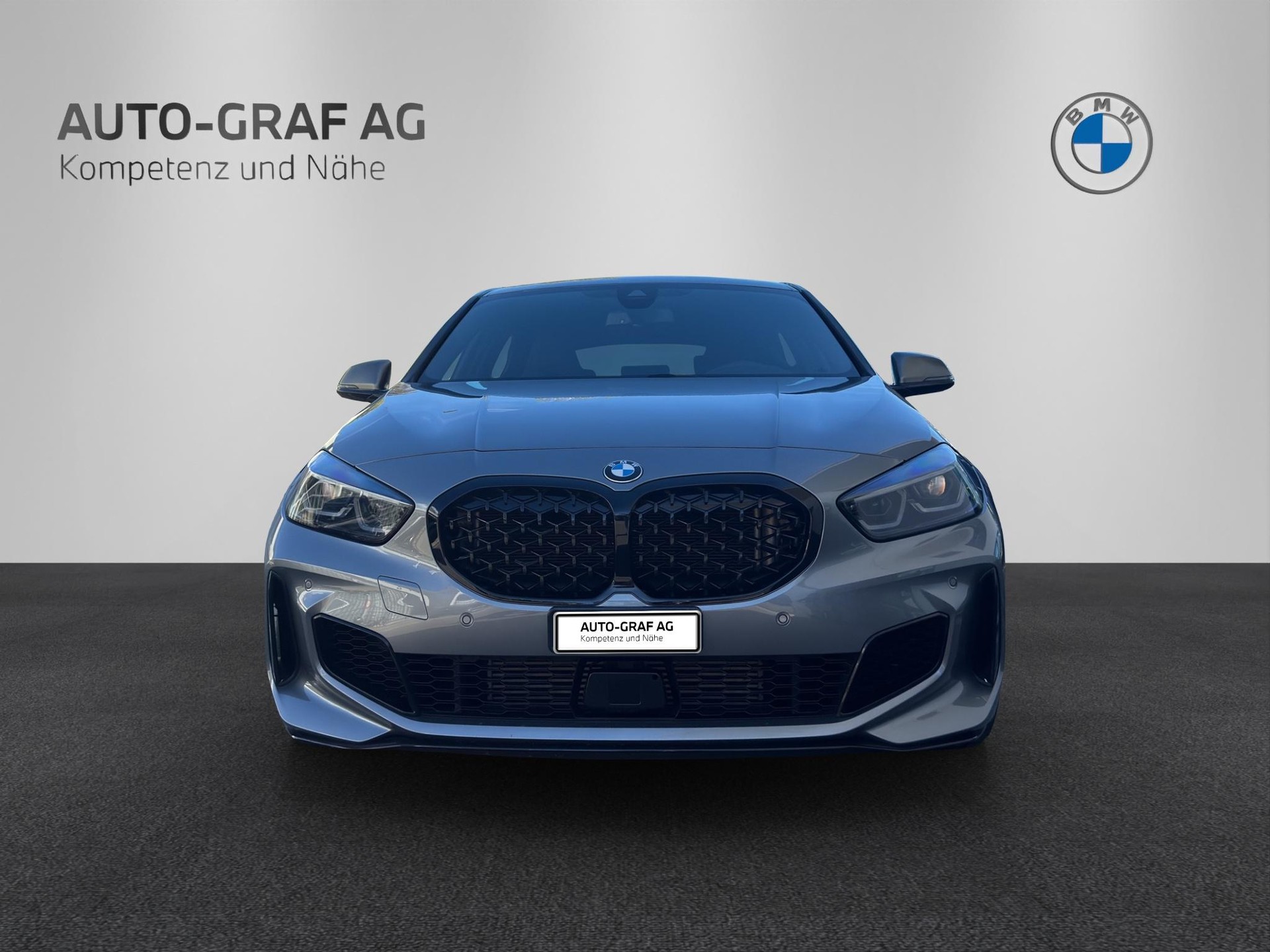BMW 1er Reihe F40 M135i xDrive-image-7