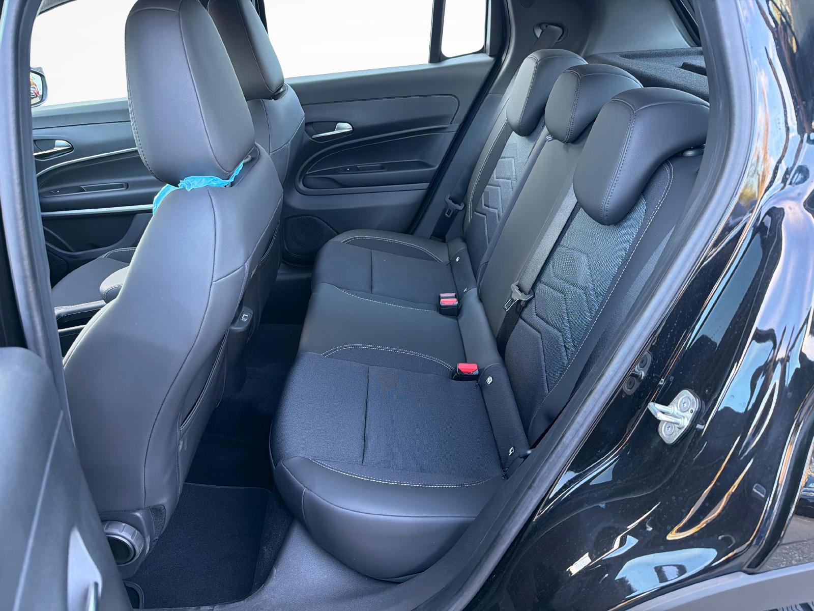 JEEP Avenger Altitude-image-9