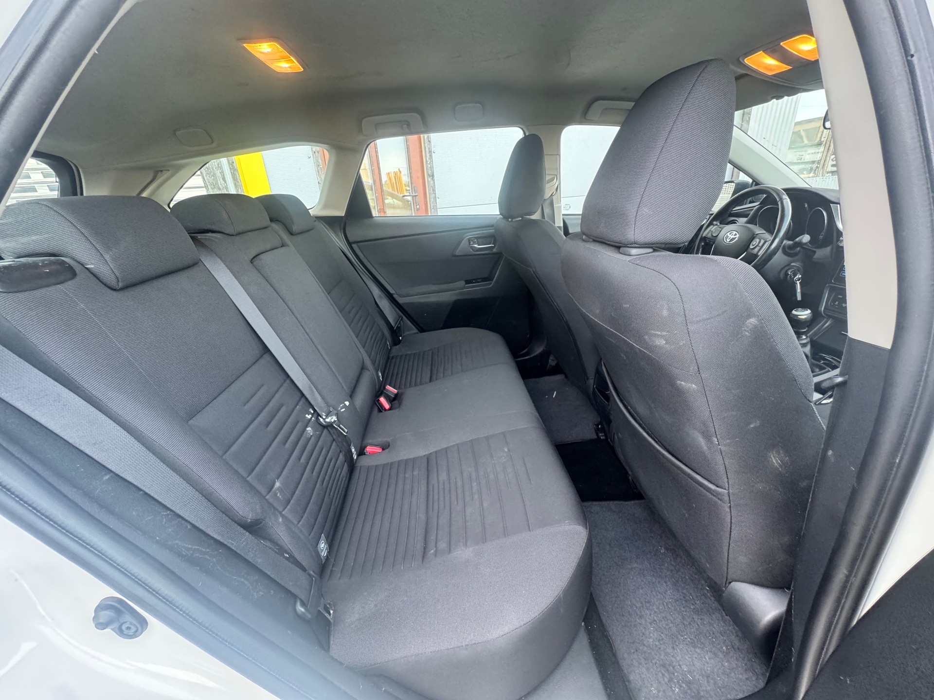 TOYOTA Auris Touring Sports 1.2 Turbo Comfort-image-13