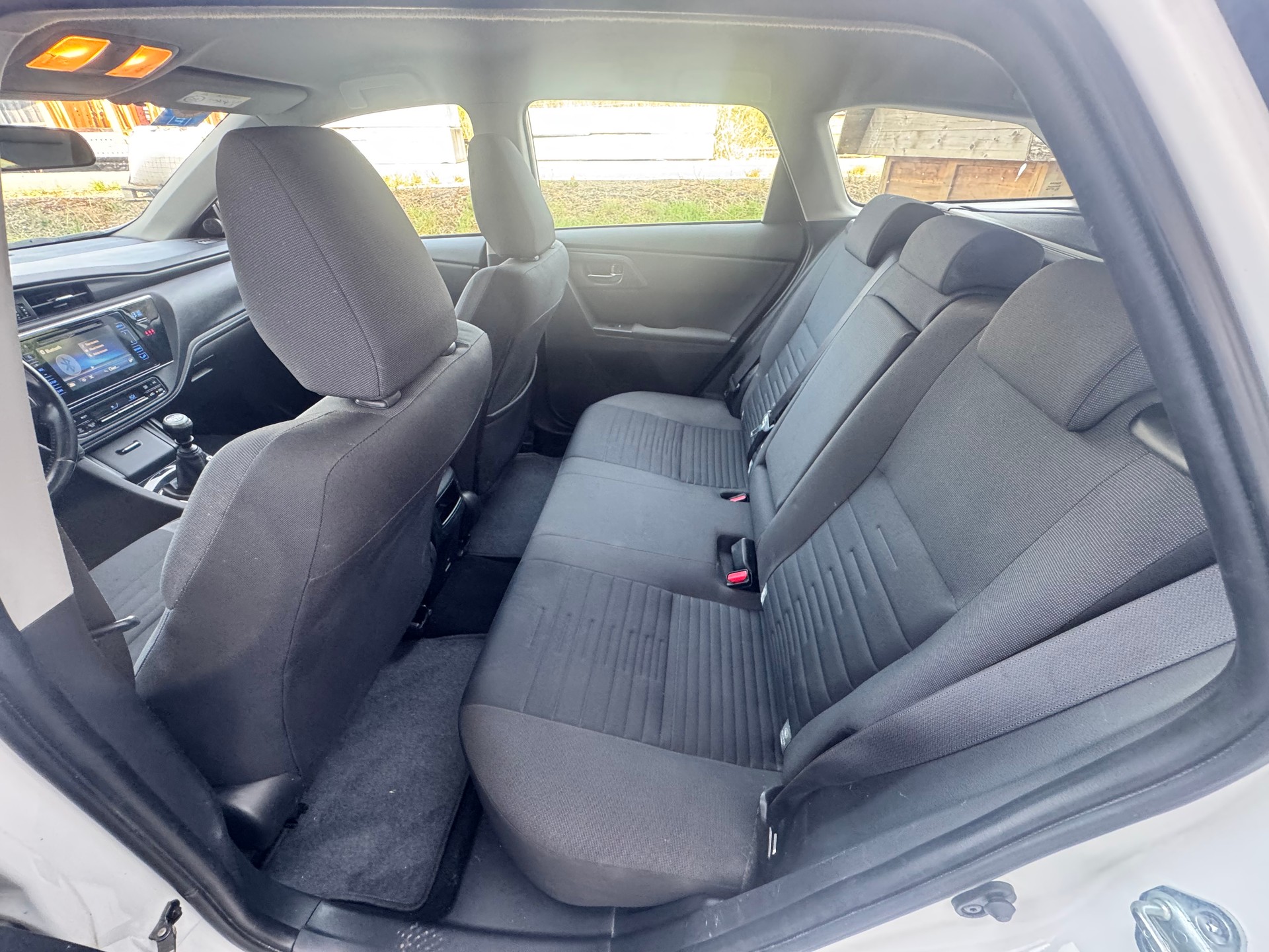 TOYOTA Auris Touring Sports 1.2 Turbo Comfort-image-14