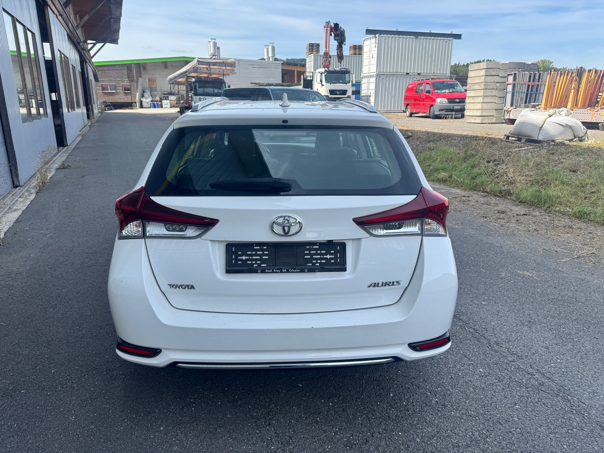 TOYOTA Auris Touring Sports 1.2 Turbo Comfort-image-4