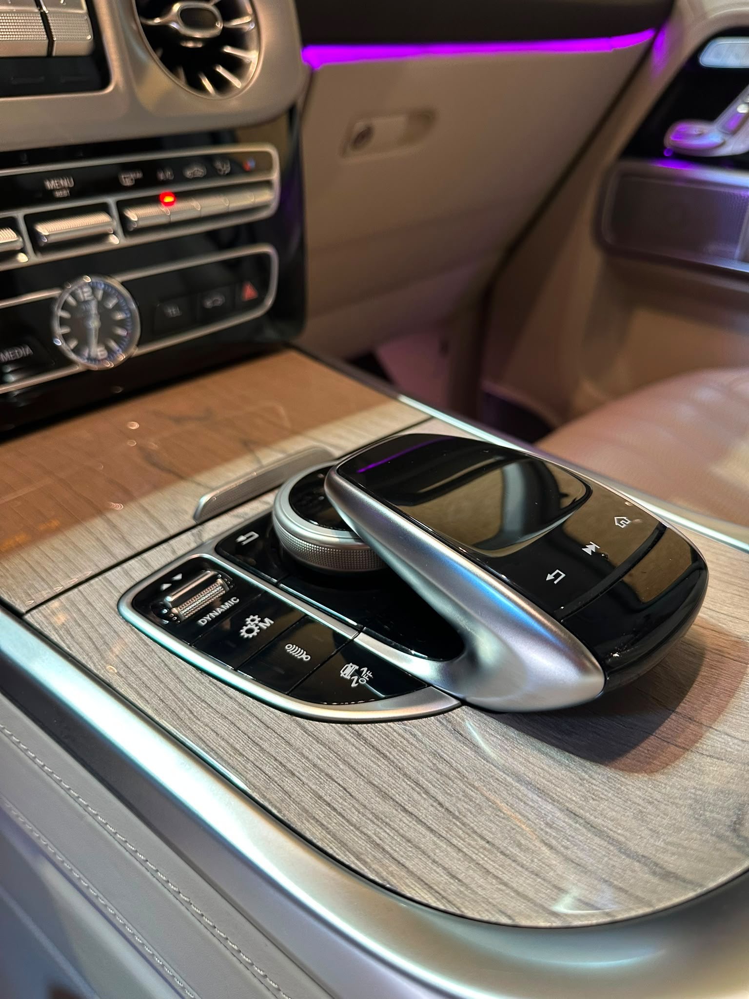 MERCEDES-BENZ G 63 AMG Speedshift Plus G-Tronic-image-14