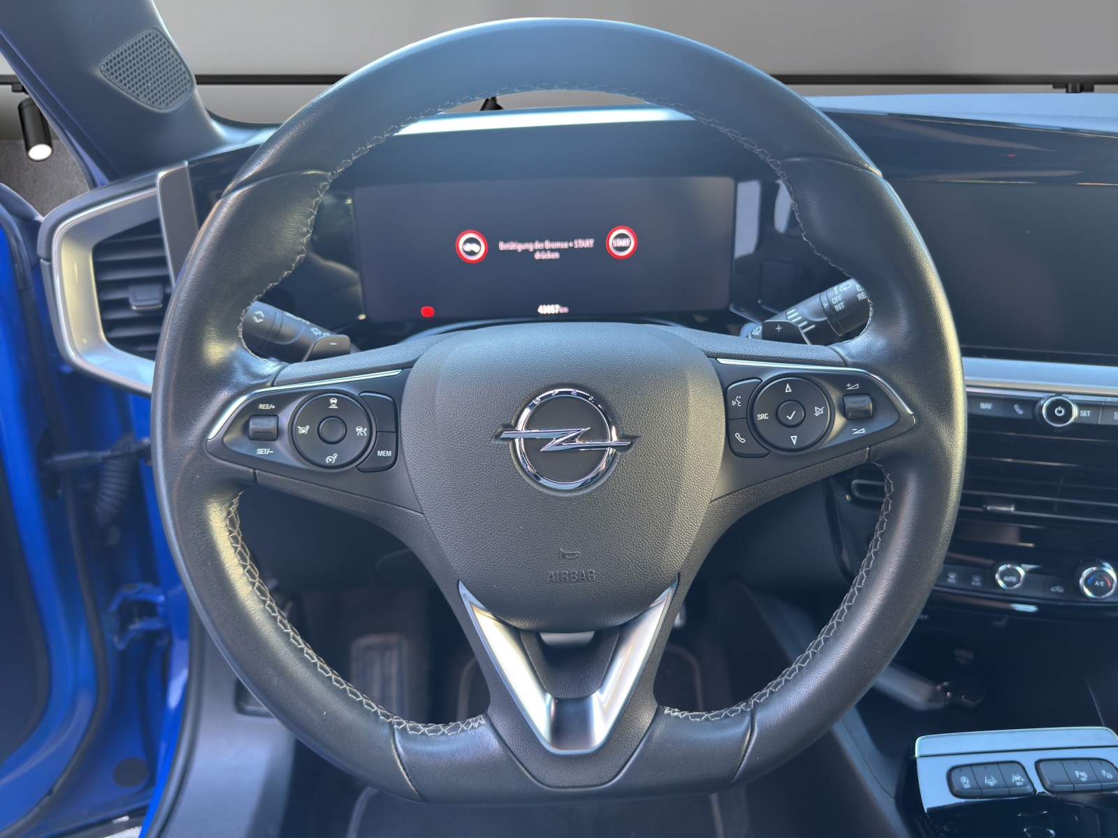 OPEL Mokka 1.2 Direct Injection Turbo Ultimate Aut.-image-6