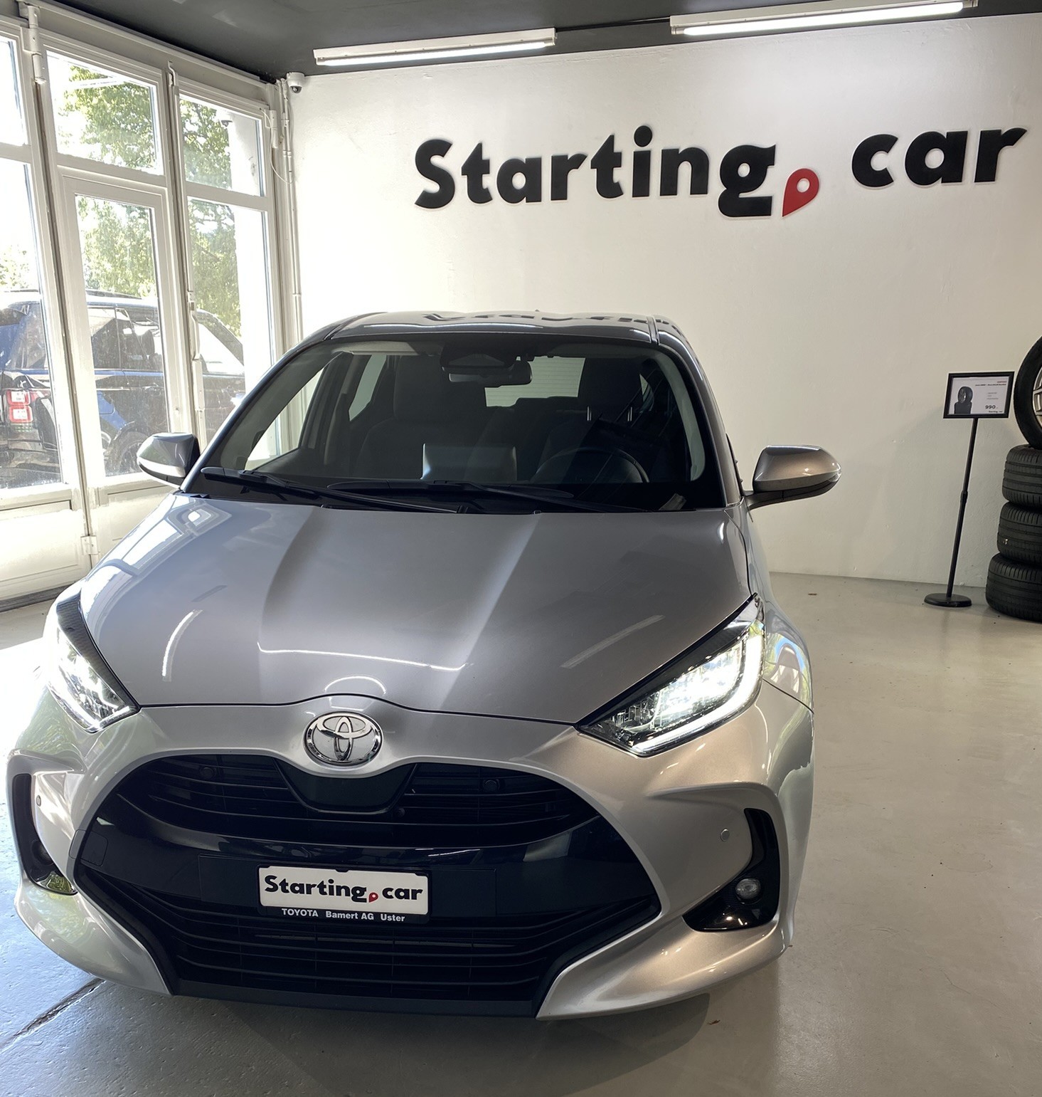TOYOTA Yaris 1.5 Trend e-CVT-image-2
