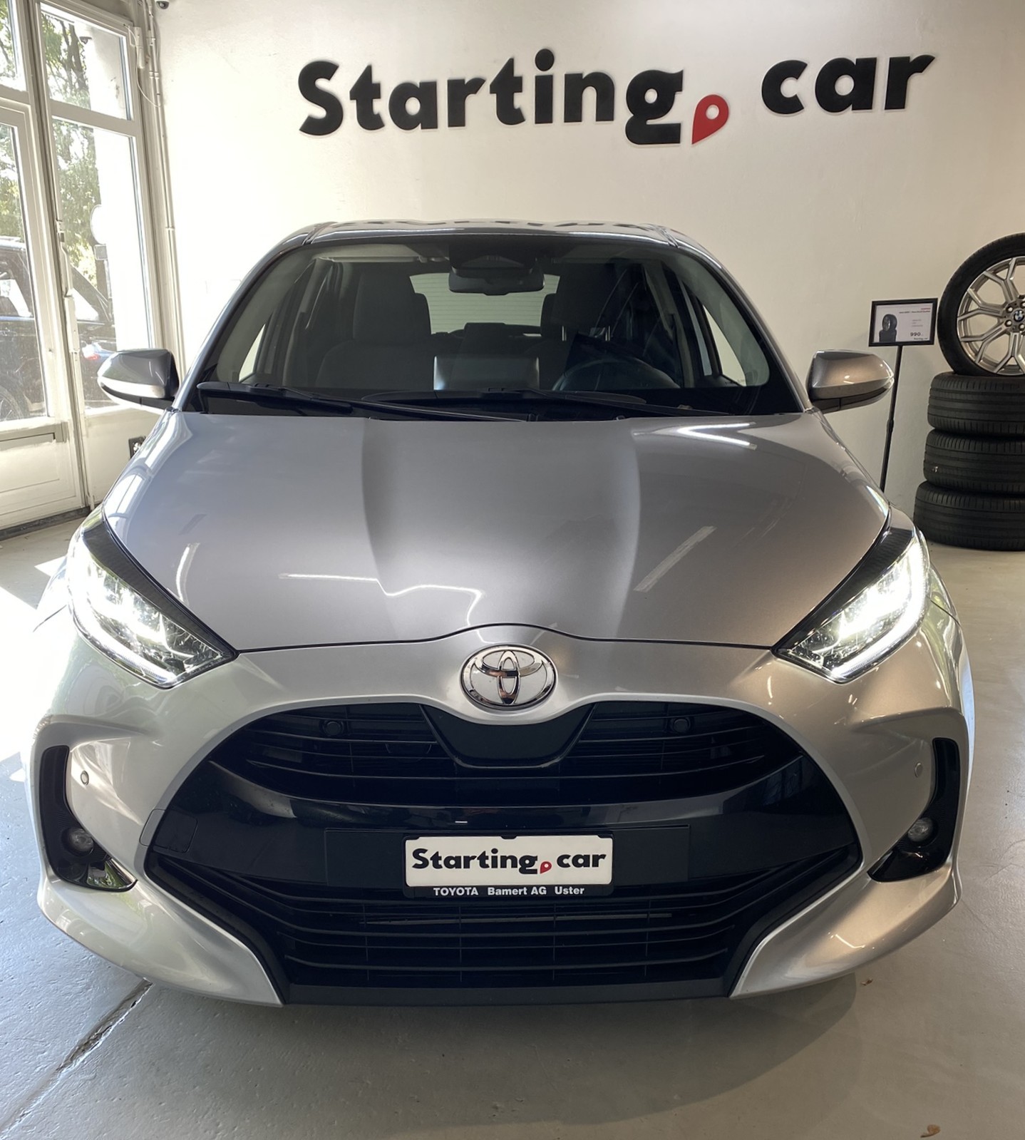 TOYOTA Yaris 1.5 Trend e-CVT-image-1