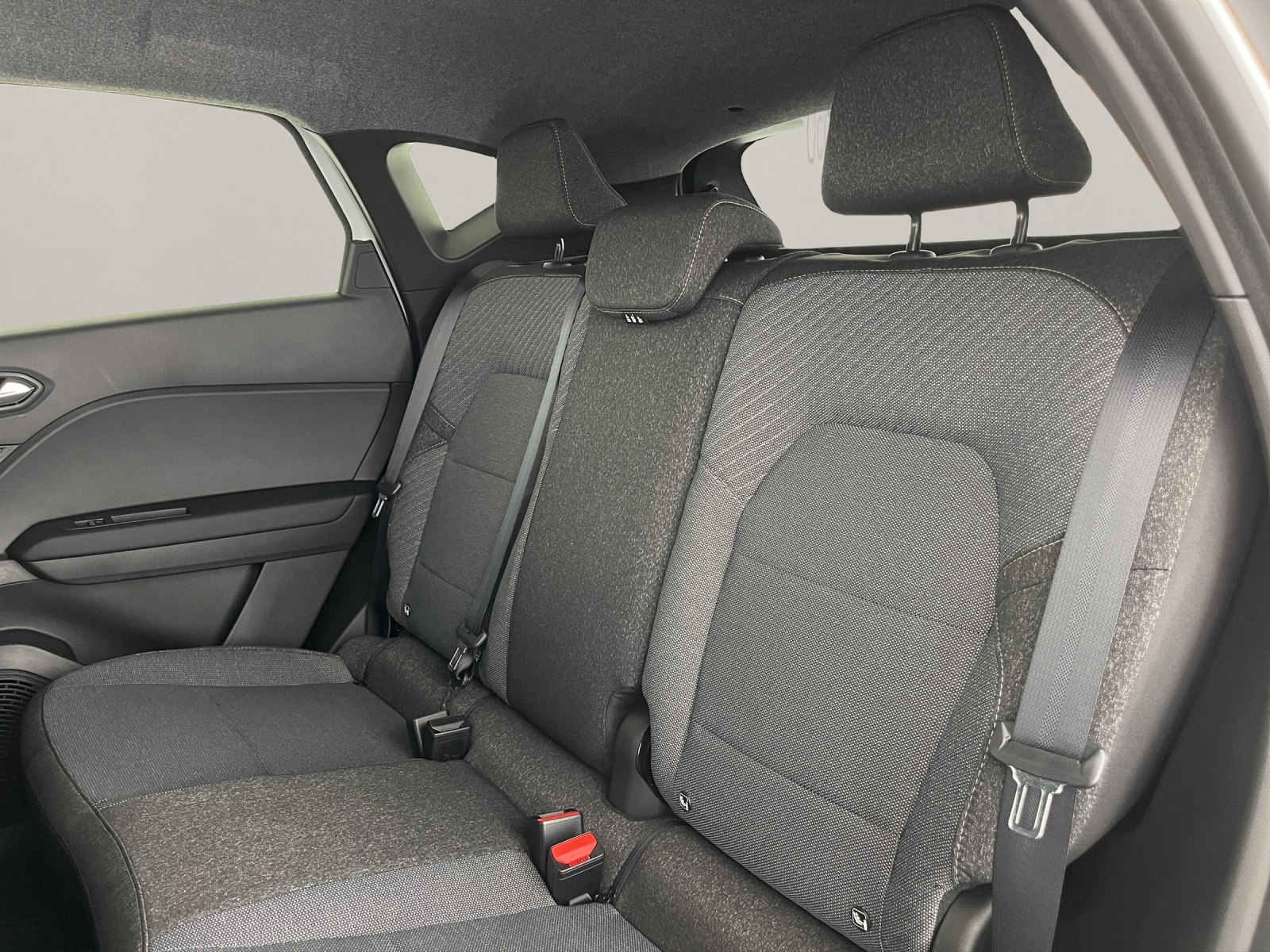 RENAULT Captur 1.8 E-Tech techno-image-16