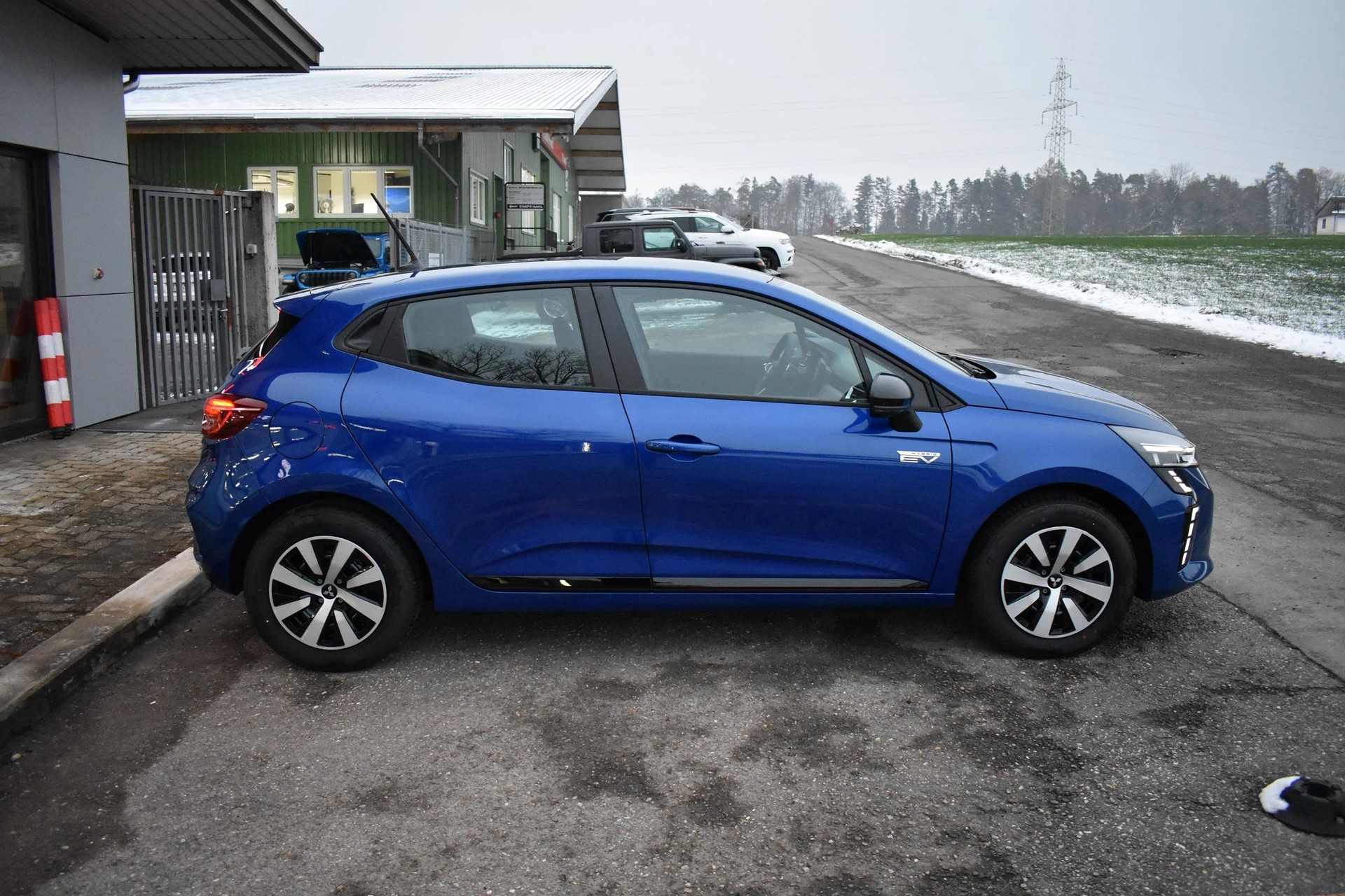 MITSUBISHI COLT 1.6 HEV Invite-image-7