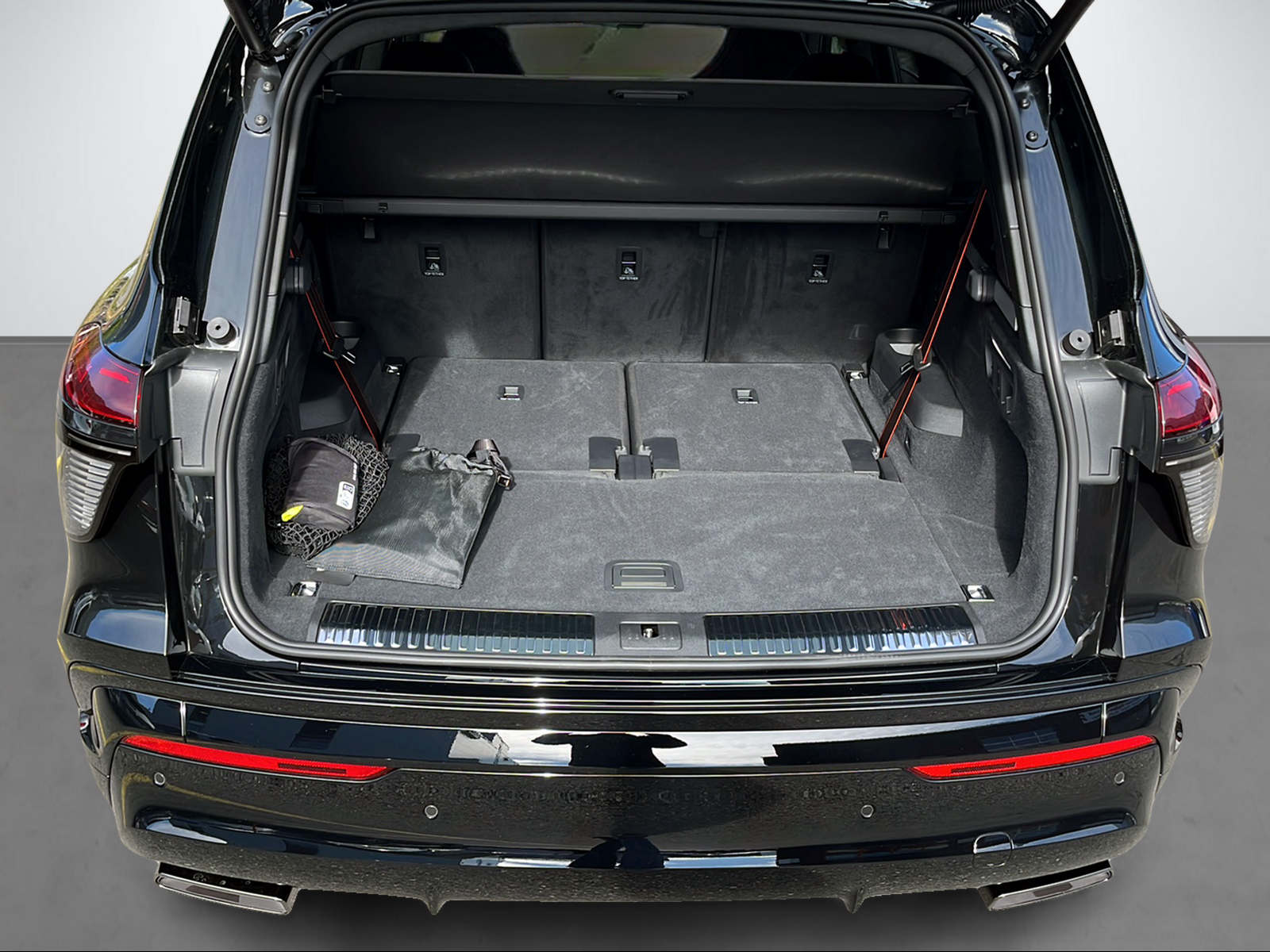AUDI Q7 SUV 3.0 TDI quattro T-Tronic-image-6