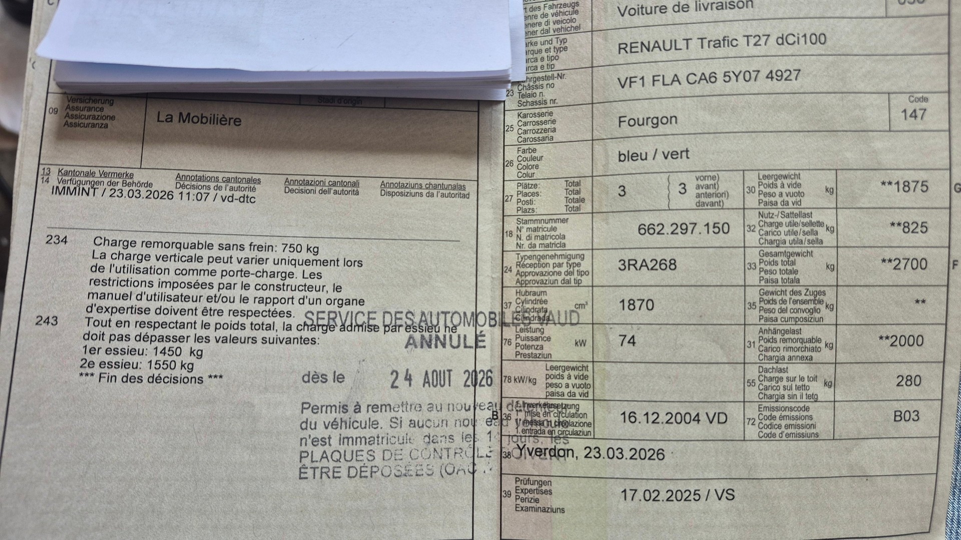RENAULT TRAFIC-image-15