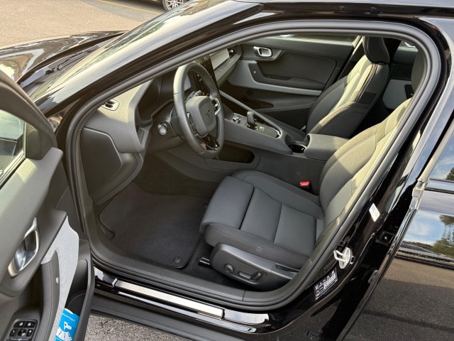 POLESTAR 2 Long Range Dual Motor-image-4