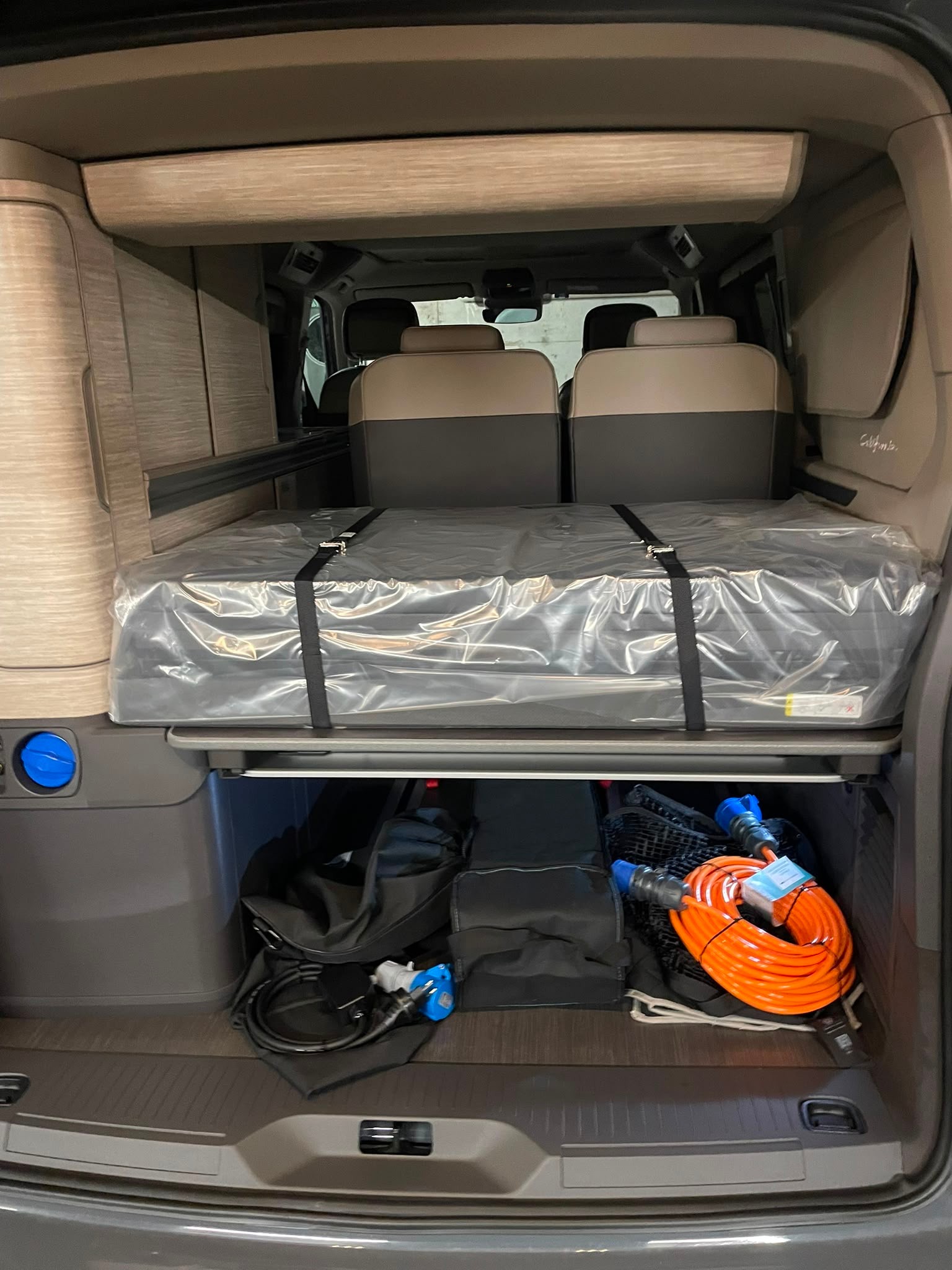 VW 1.5 TSI eHybrid Ocean DSG-image-4
