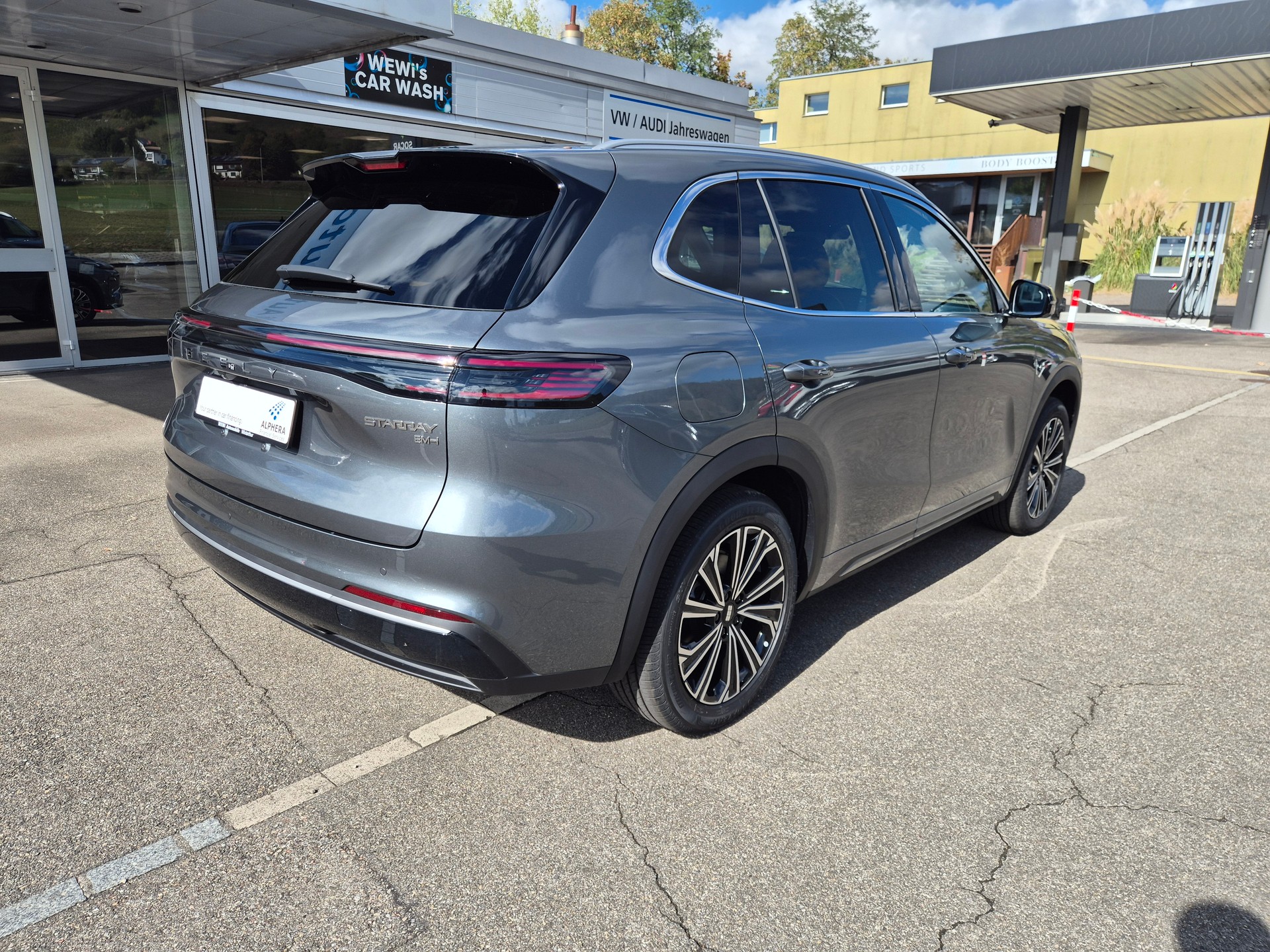 GEELY STARRAY EM-i Max Plug in Hybrid 29.8kW Akku-image-5