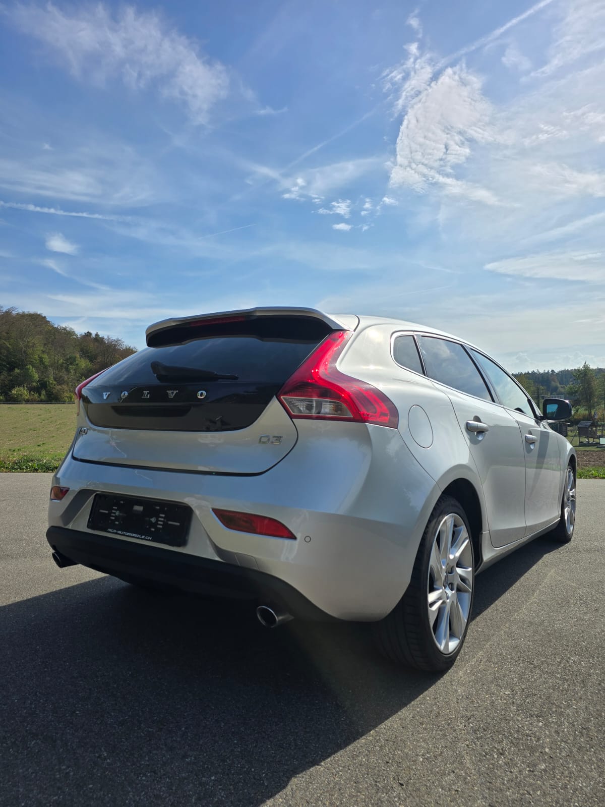 VOLVO 2.0 D3 Momentum S/S-image-2