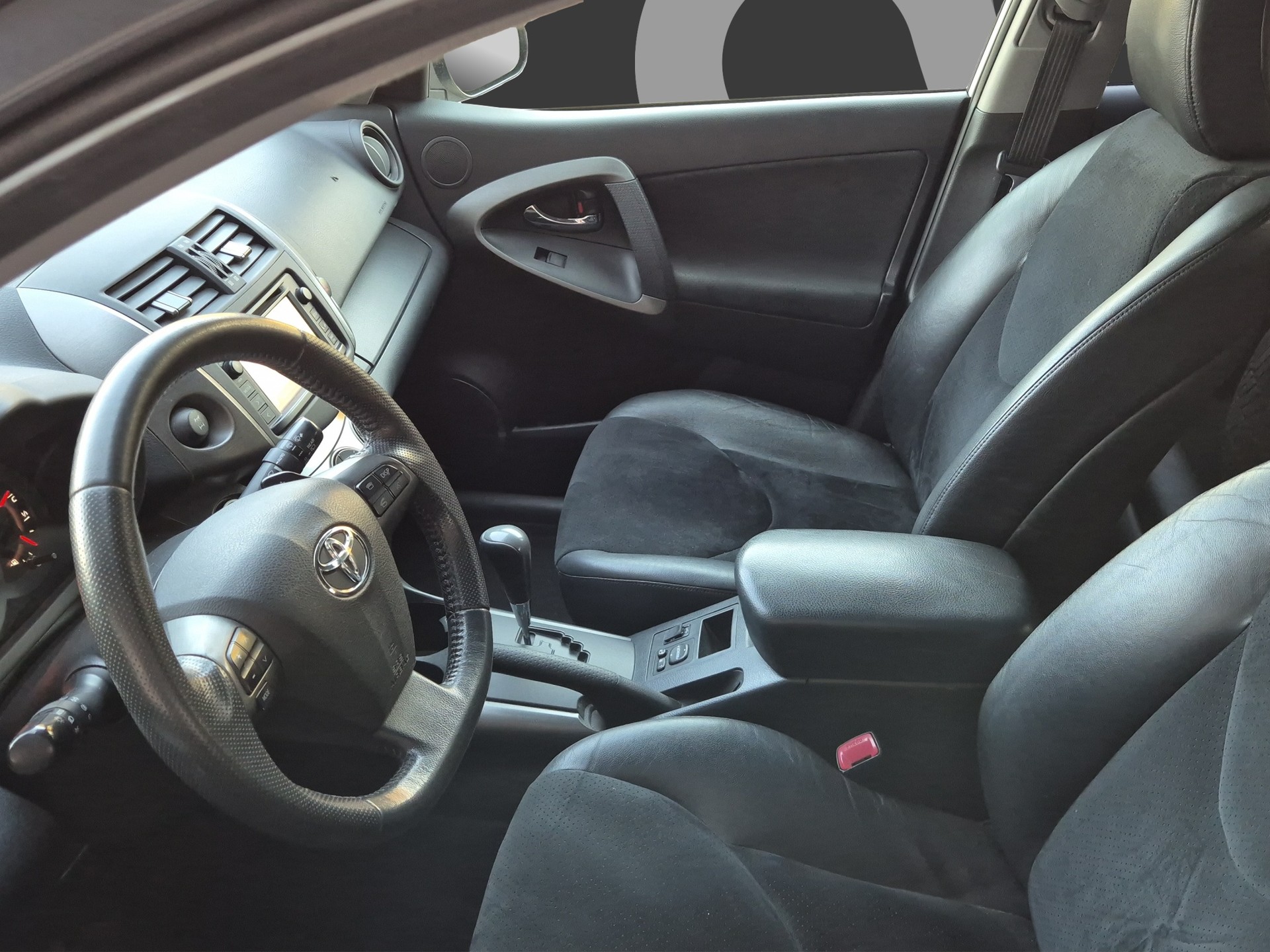 TOYOTA RAV-4 2.0 16V Style Multidrive Anhängerkupplung 1500kg frisch ab MFK-image-11