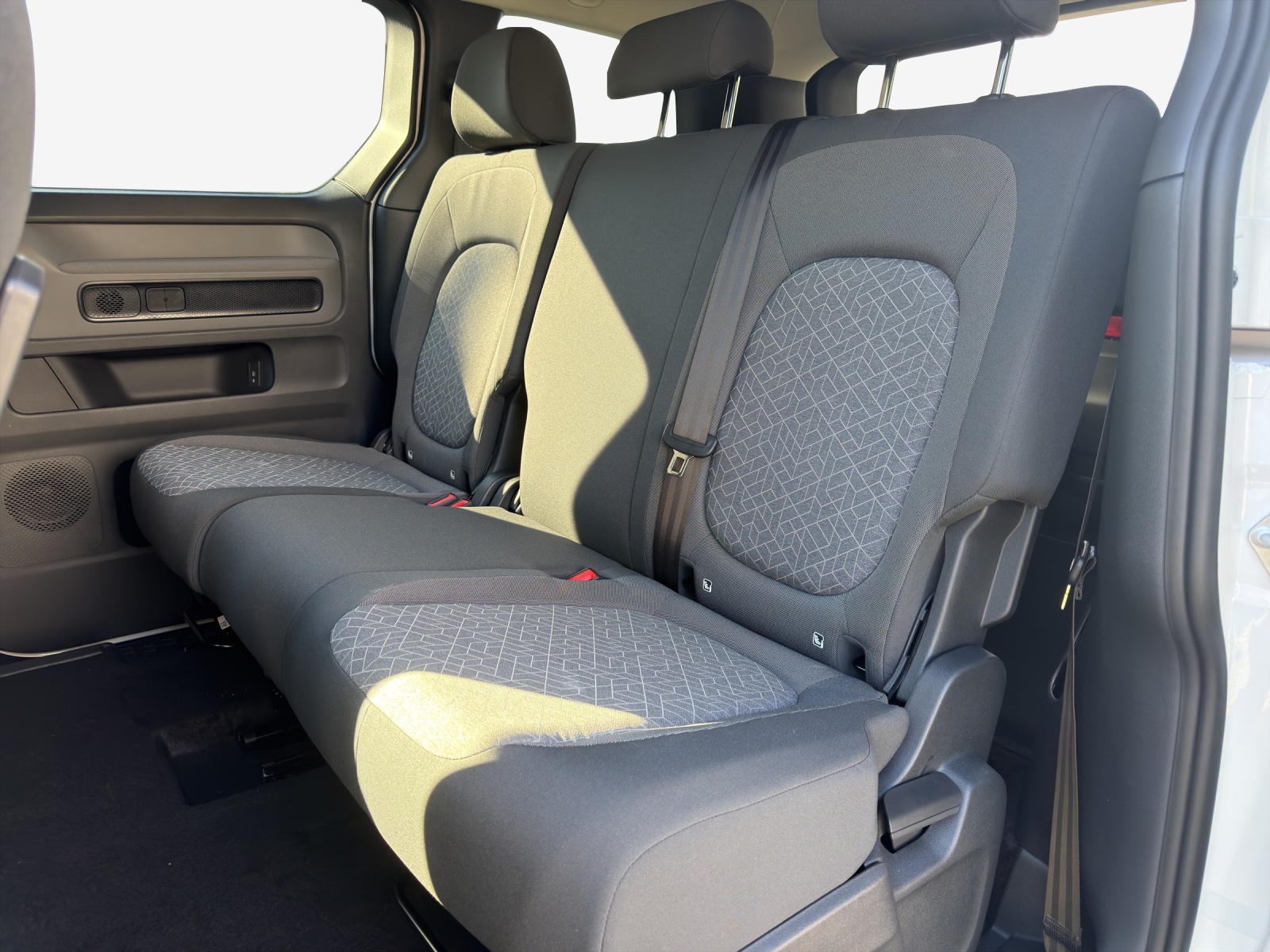 VW ID. Buzz Pro 4Motion NWB 79/84kWh 2988mm-image-11