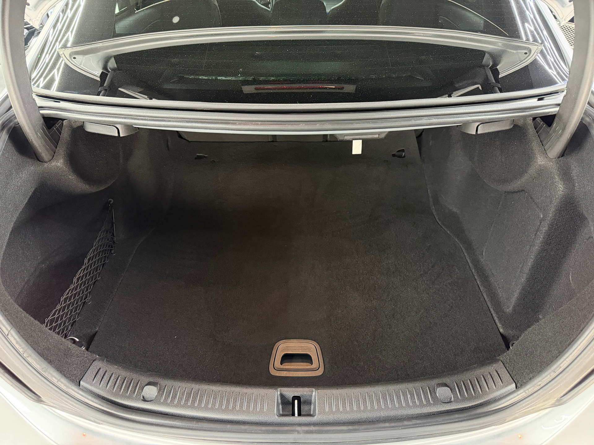 MERCEDES-BENZ E 220 d Avantgarde 9G-Tronic-image-15
