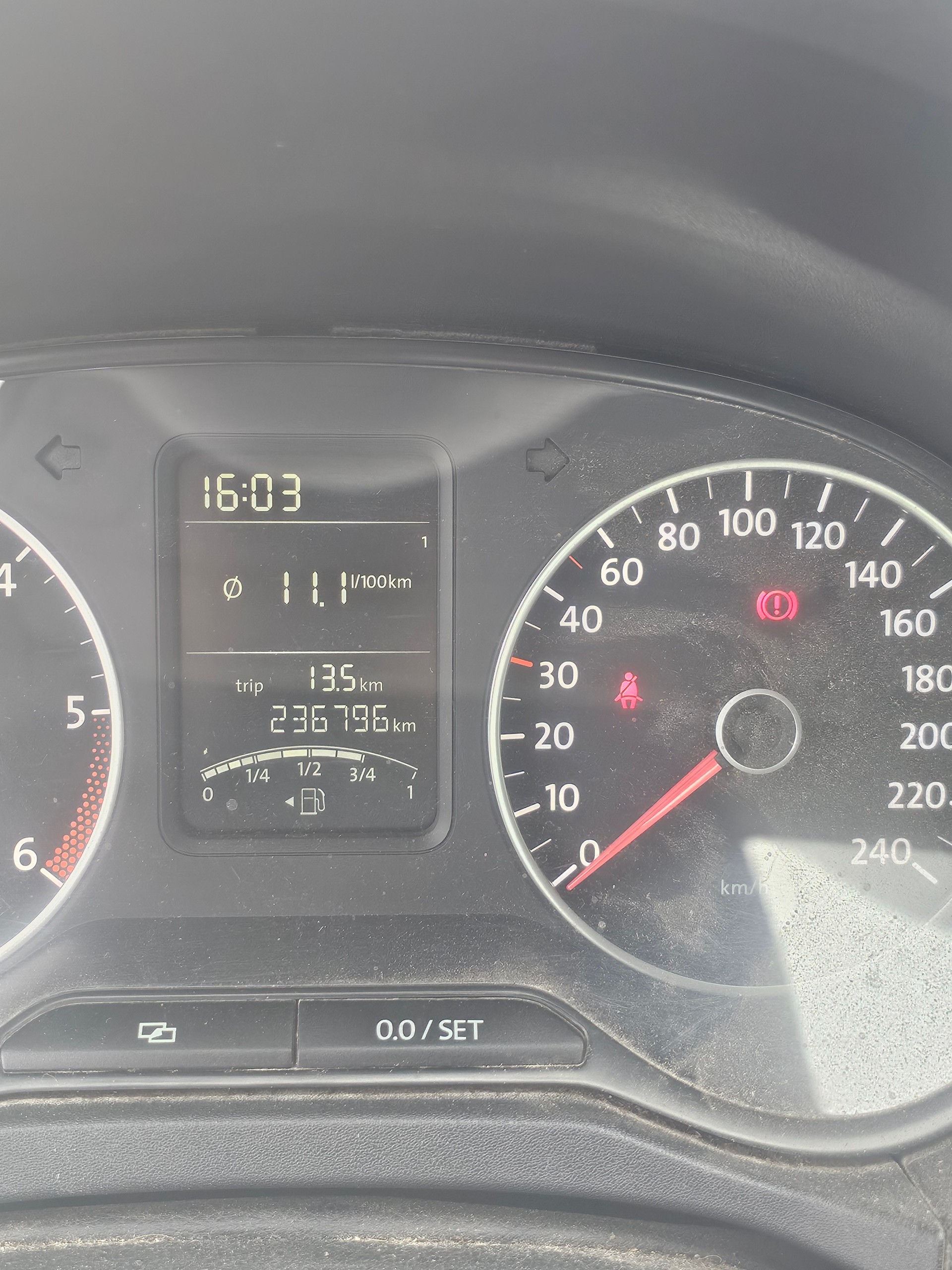 VW Amarok 2.0 BiTDI Trendline 4Motion-image-11