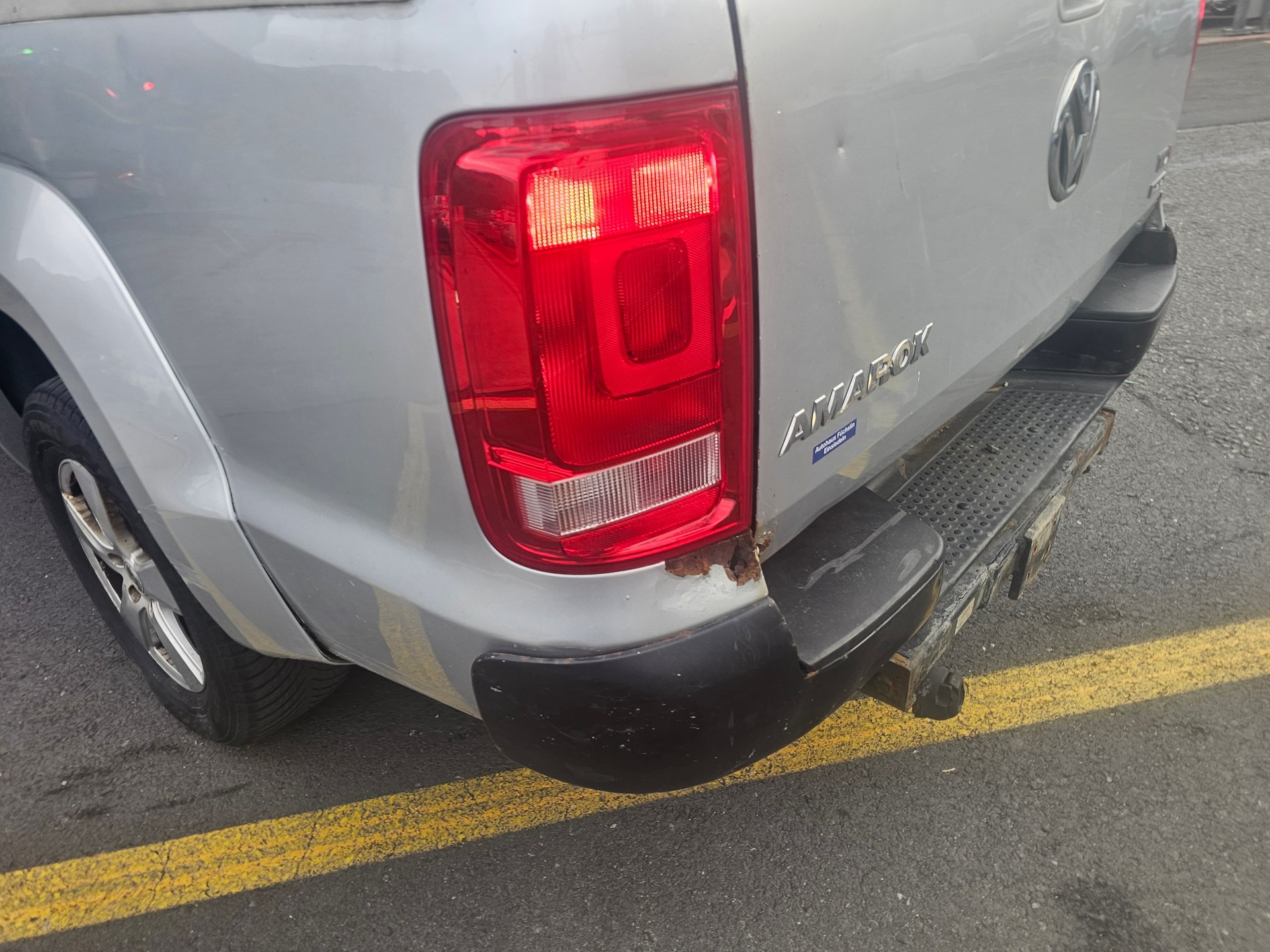 VW Amarok 2.0 BiTDI Trendline 4Motion-image-5