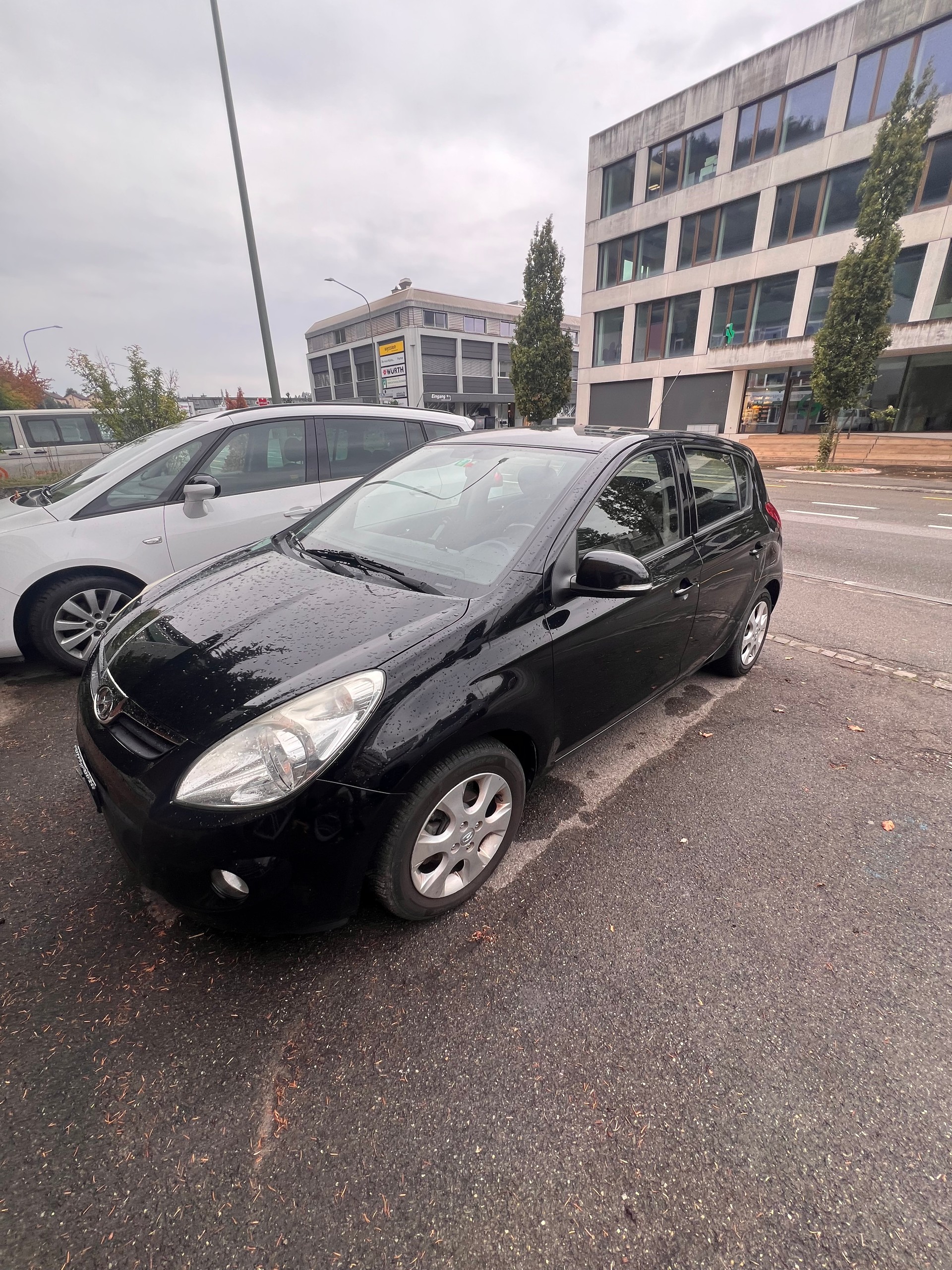 HYUNDAI i20 1.4 Style Automatic-image-2