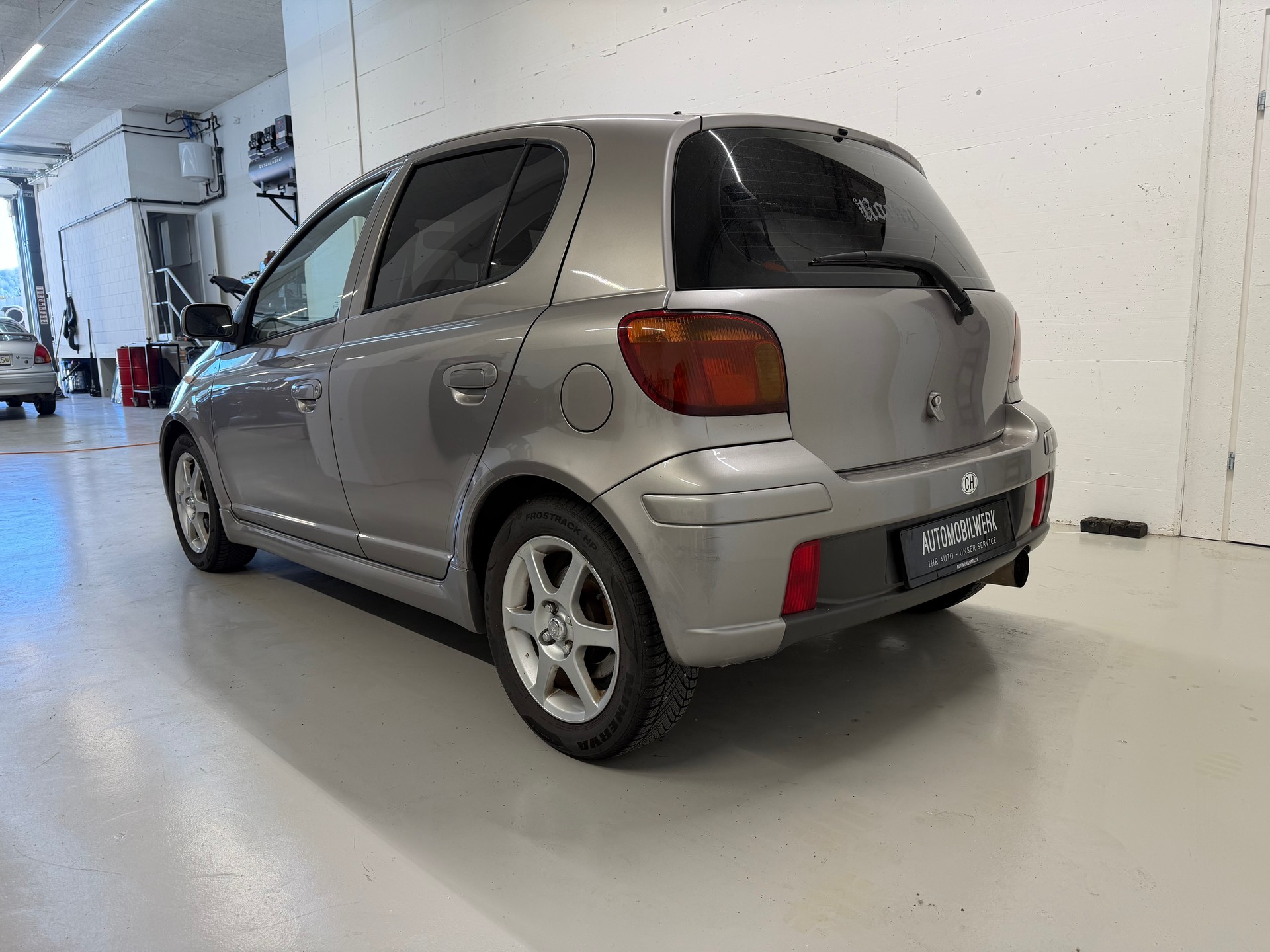 TOYOTA Yaris 1.5 TS-image-7