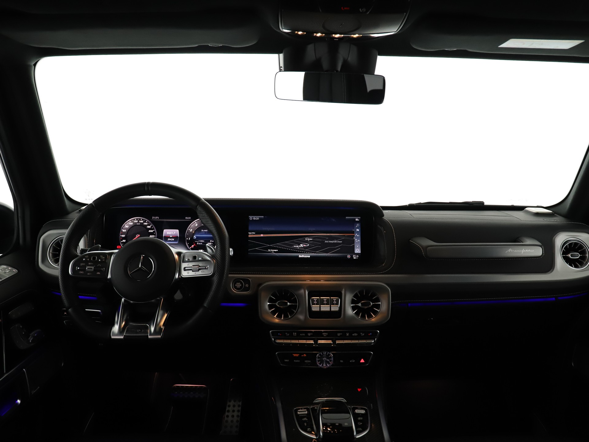 MERCEDES-BENZ G 63 AMG-image-10