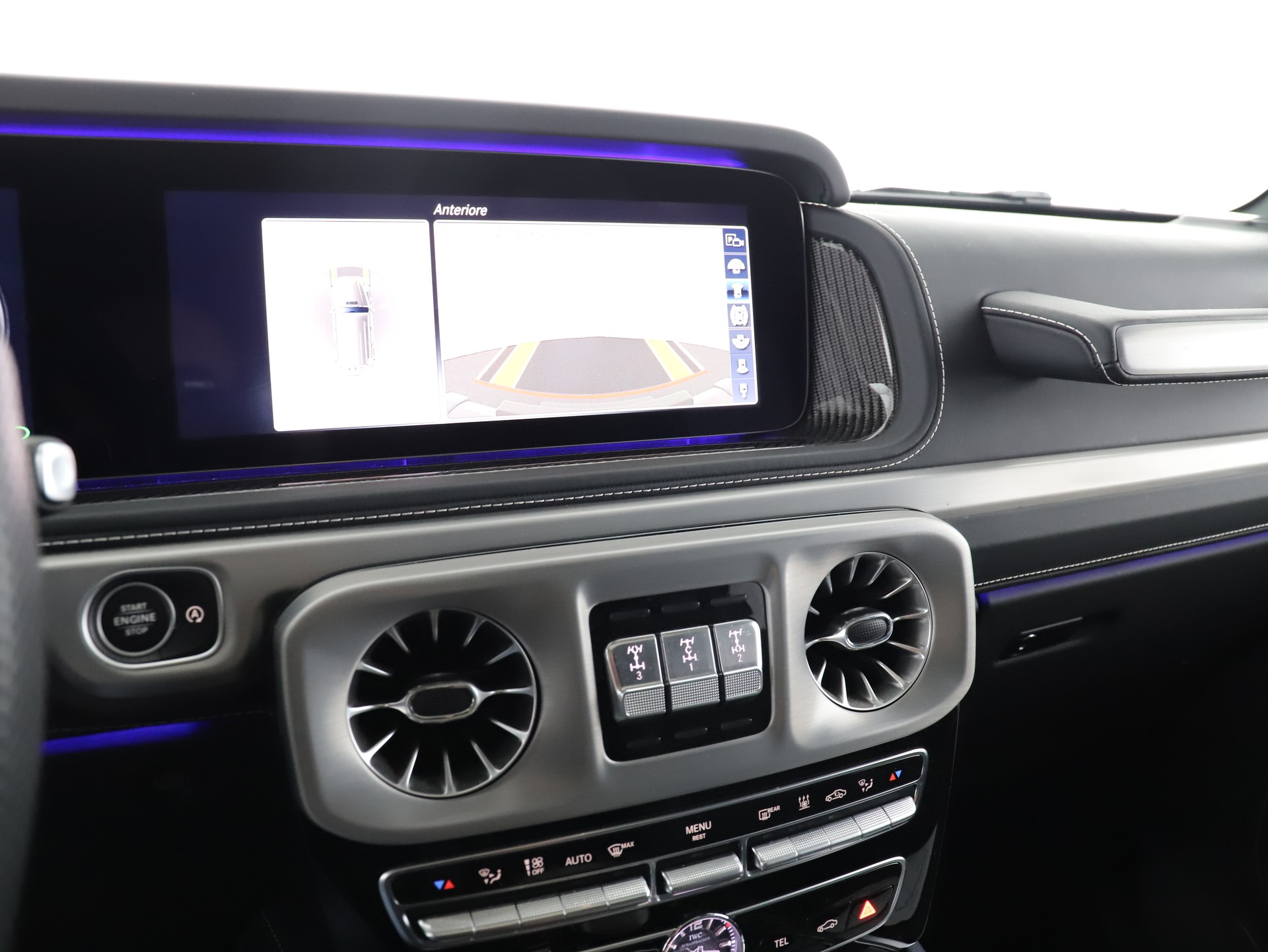 MERCEDES-BENZ G 63 AMG-image-15