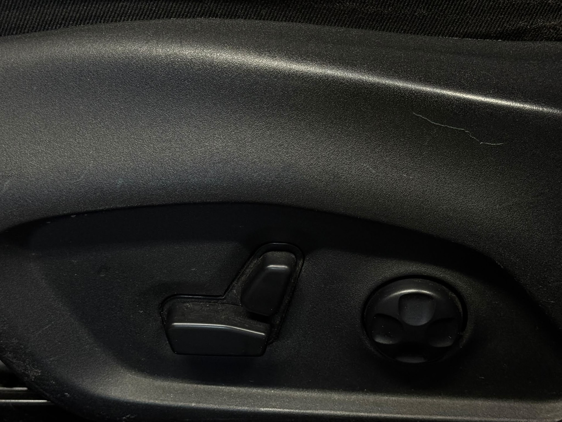 JEEP Compass 1.4 Turbo Limited AWD 9ATX-image-14