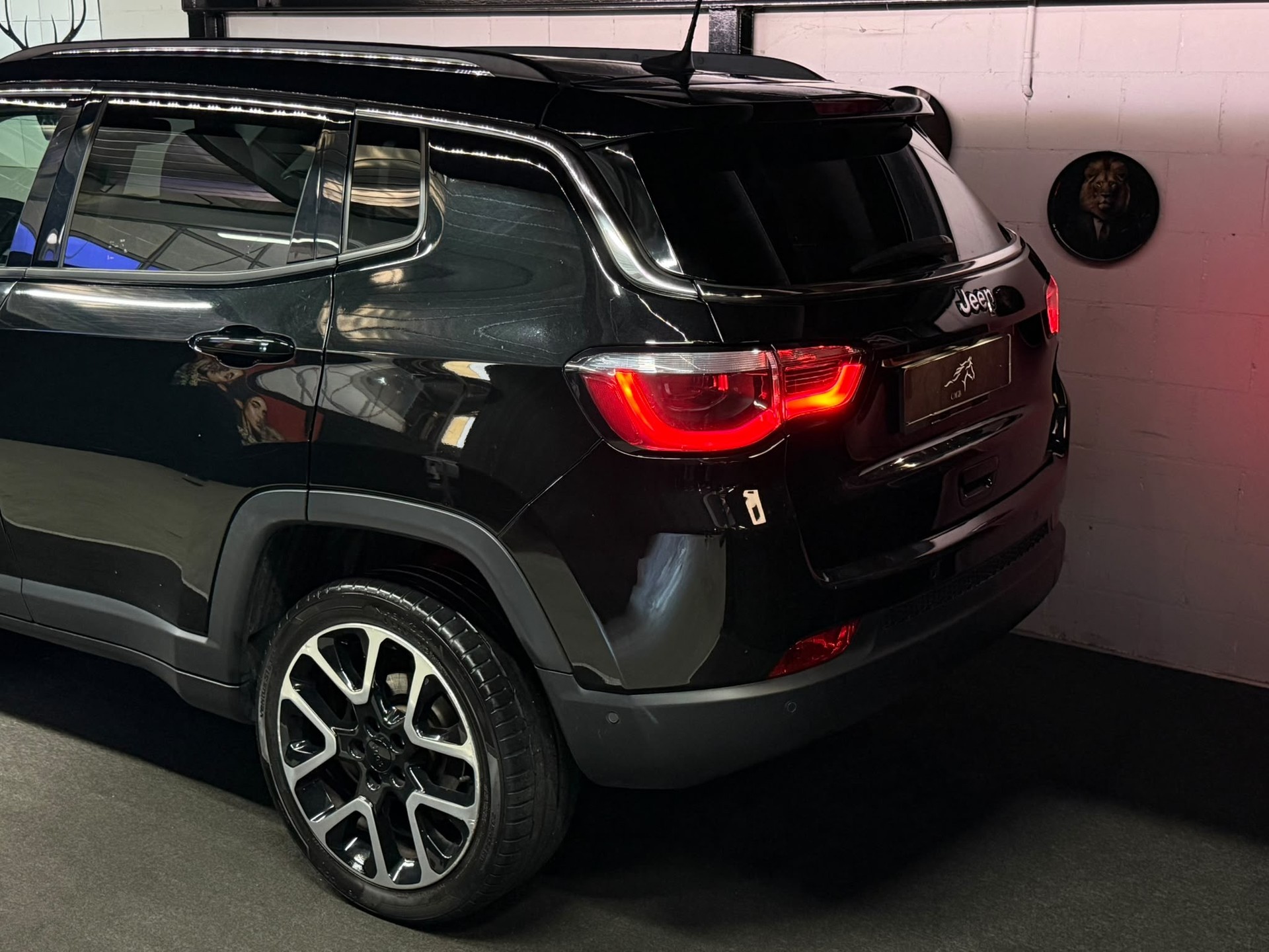 JEEP Compass 1.4 Turbo Limited AWD 9ATX-image-4