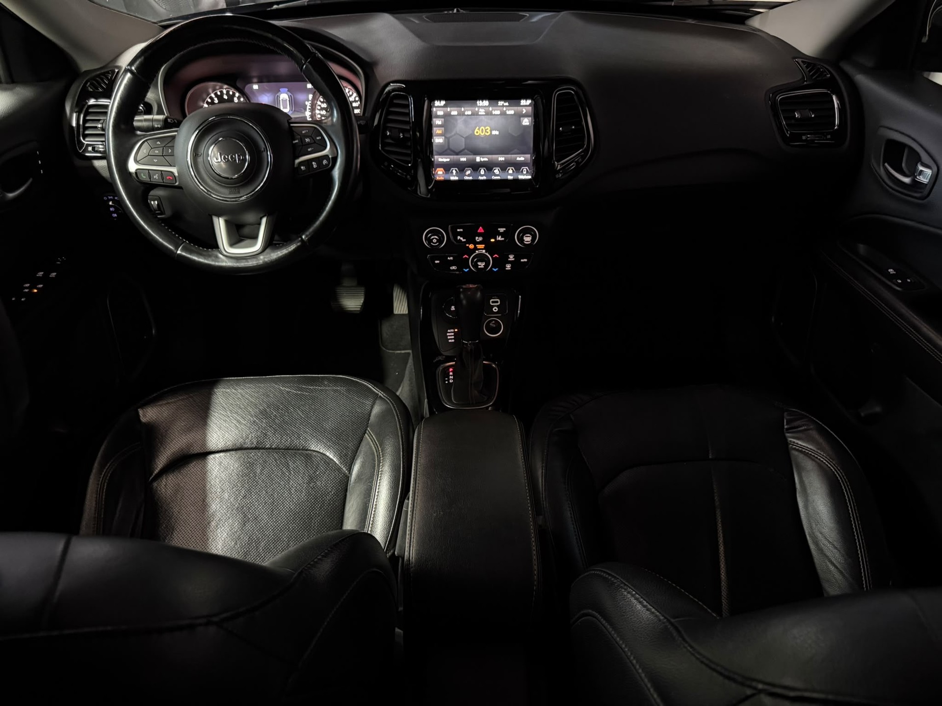 JEEP Compass 1.4 Turbo Limited AWD 9ATX-image-11