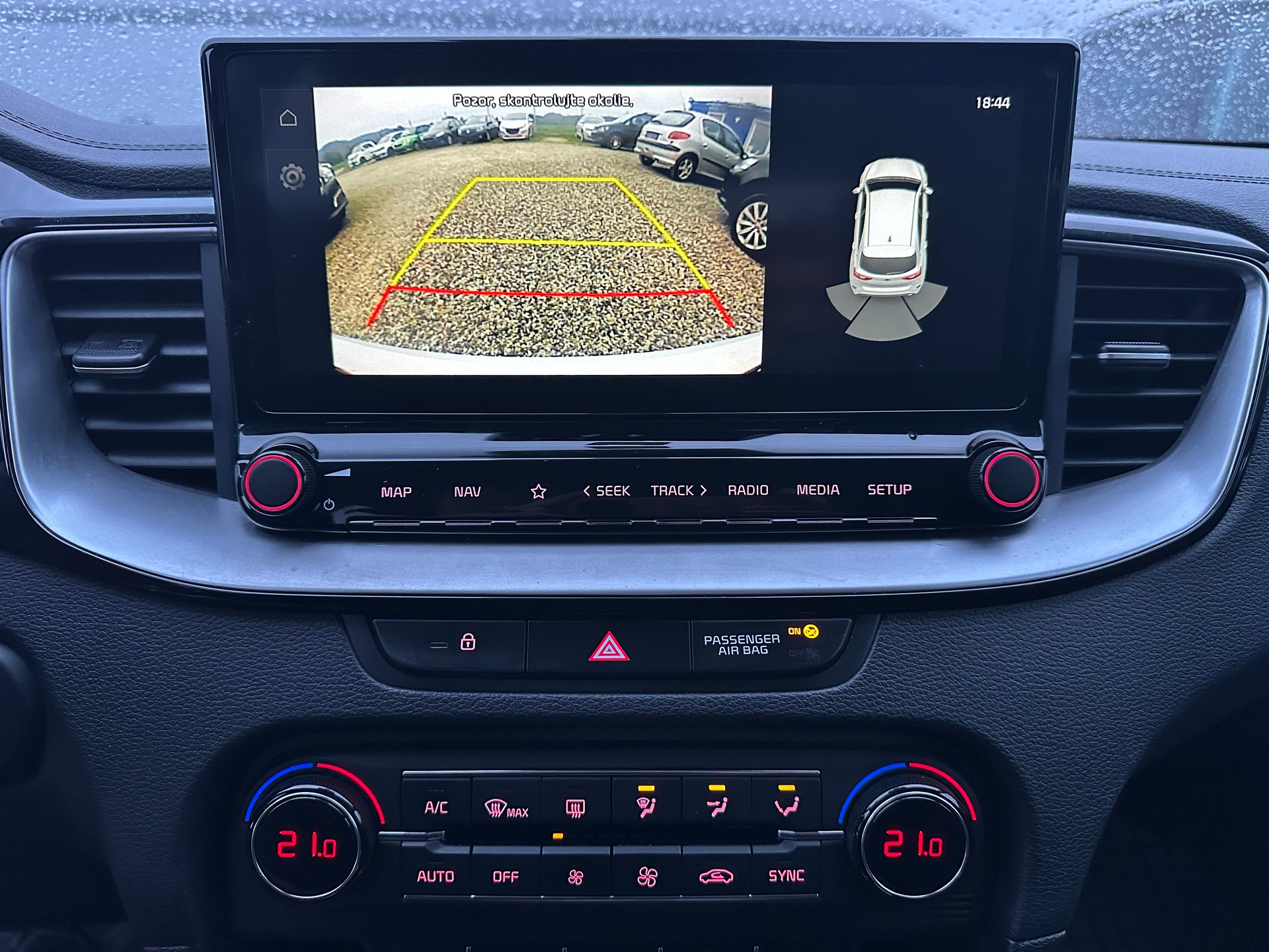 KIA CEED-image-12