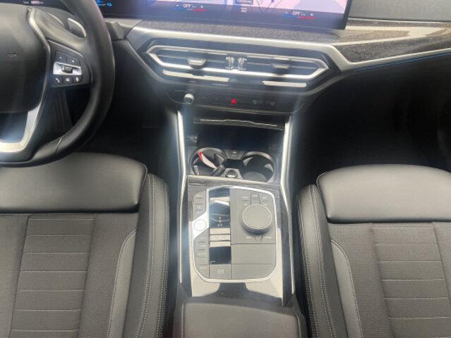 BMW 330e xDrive SAG-image-11