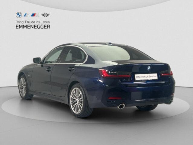BMW 330e xDrive SAG-image-2