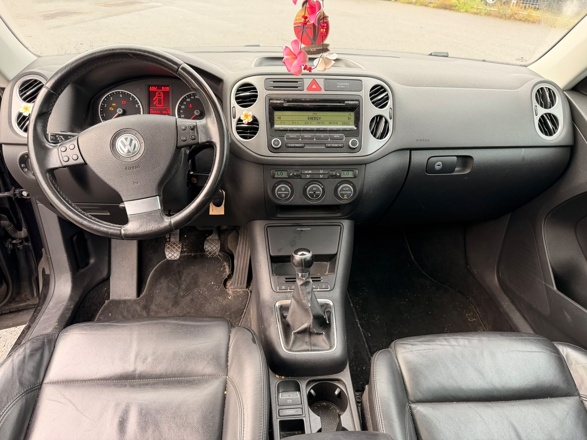 VW Tiguan 1.4 TSI Sport&Style-image-6