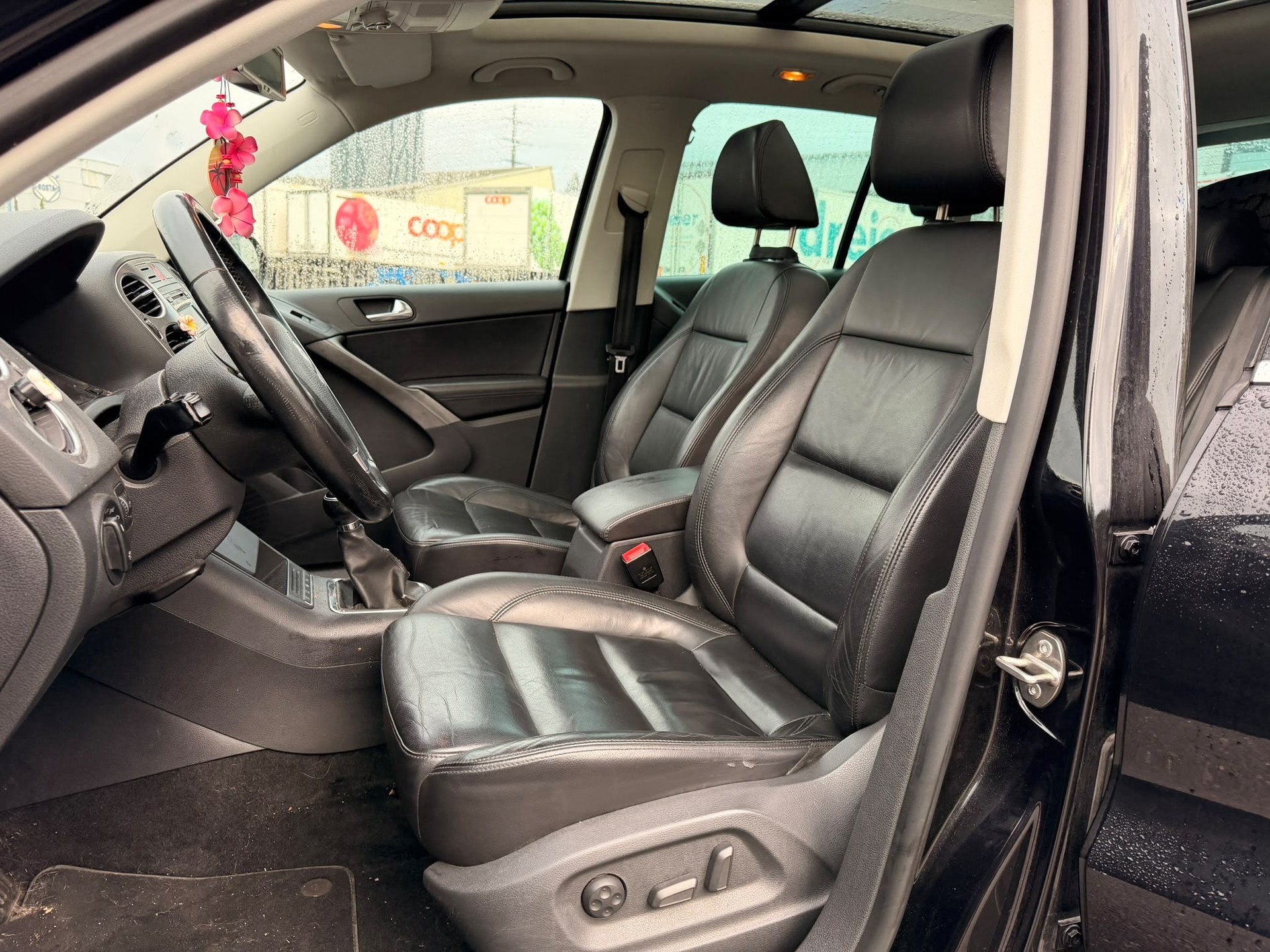 VW Tiguan 1.4 TSI Sport&Style-image-7