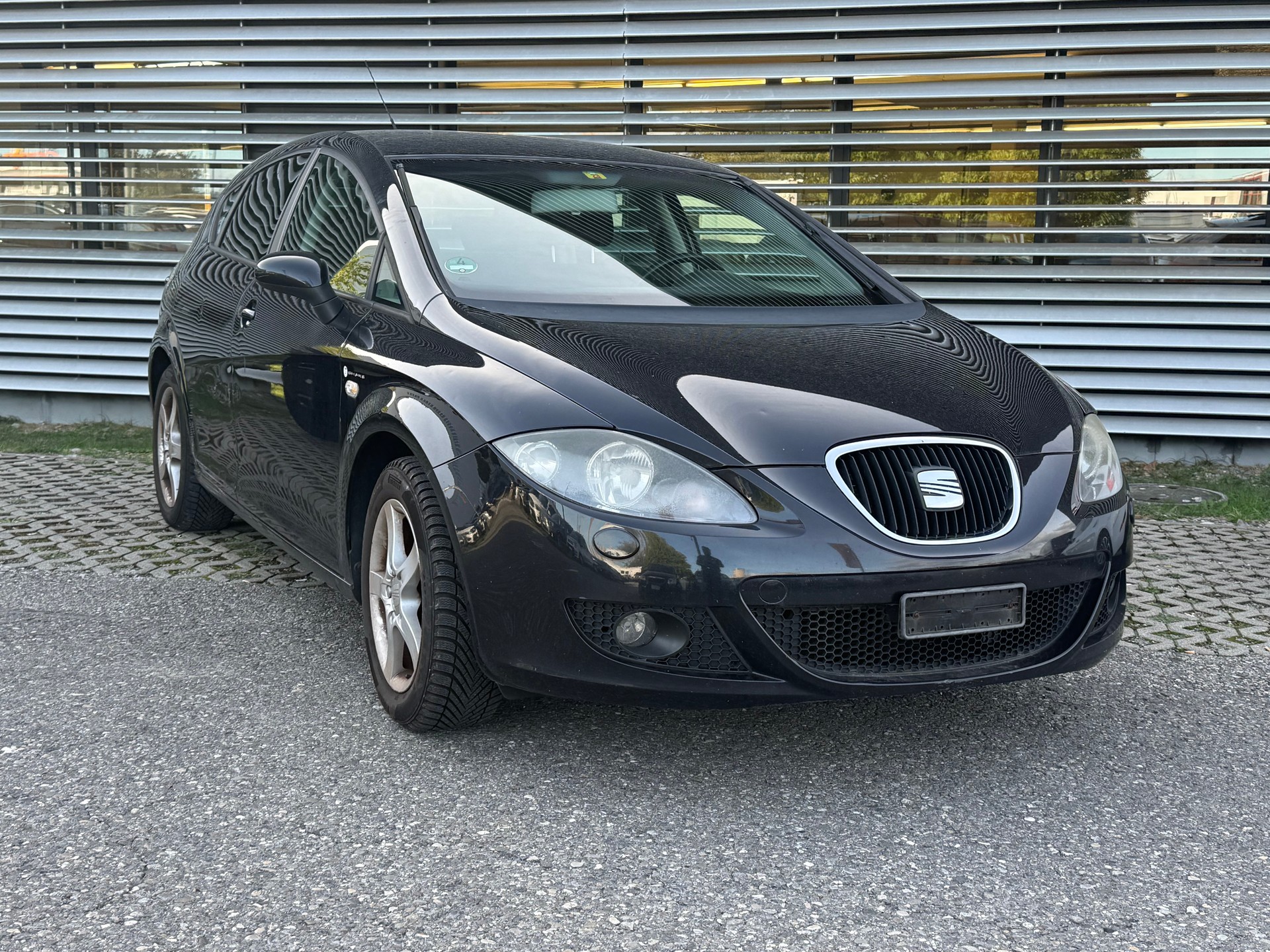 SEAT Leon 1.6 Reference-image-6