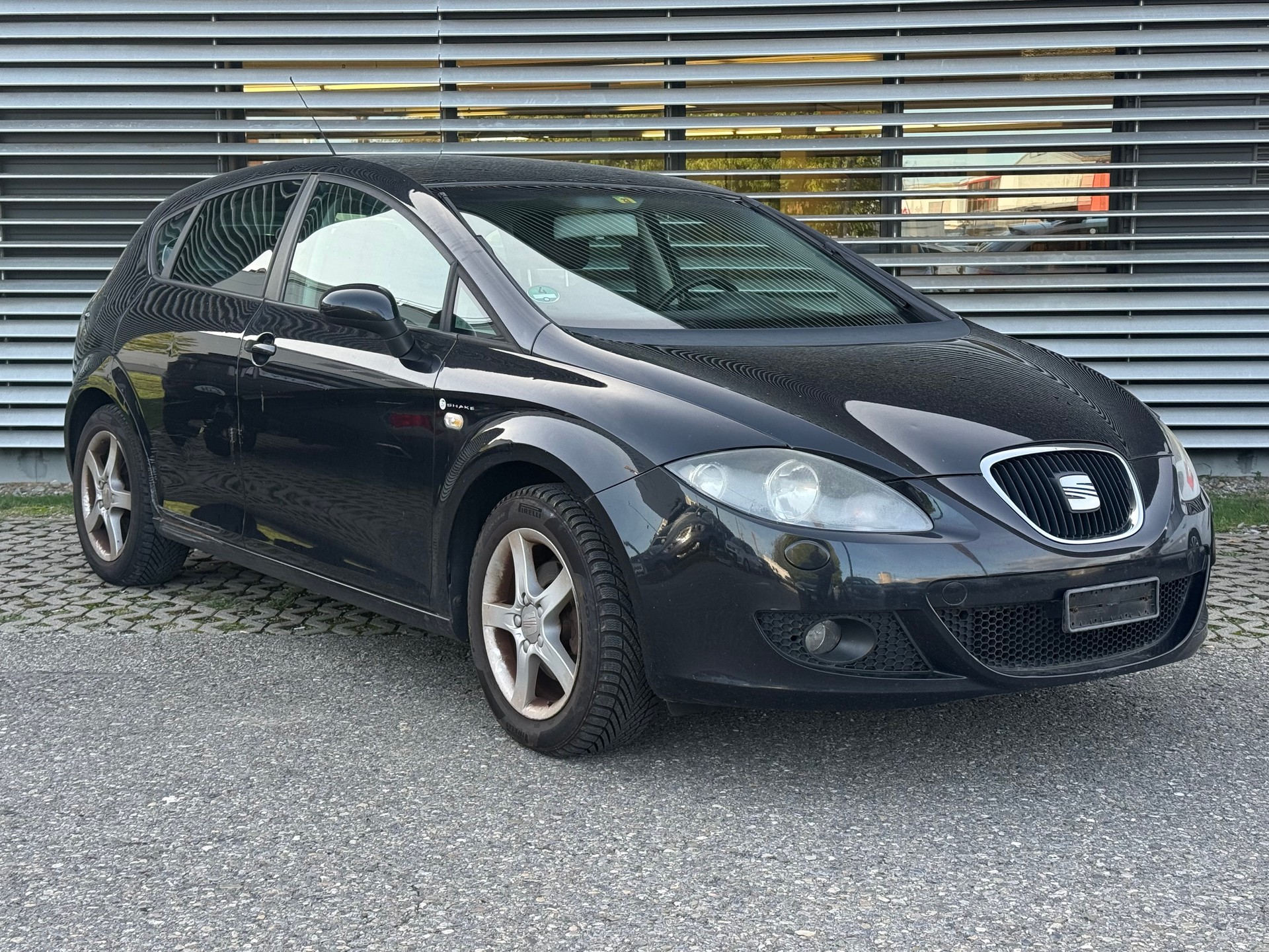 SEAT Leon 1.6 Reference-image-0