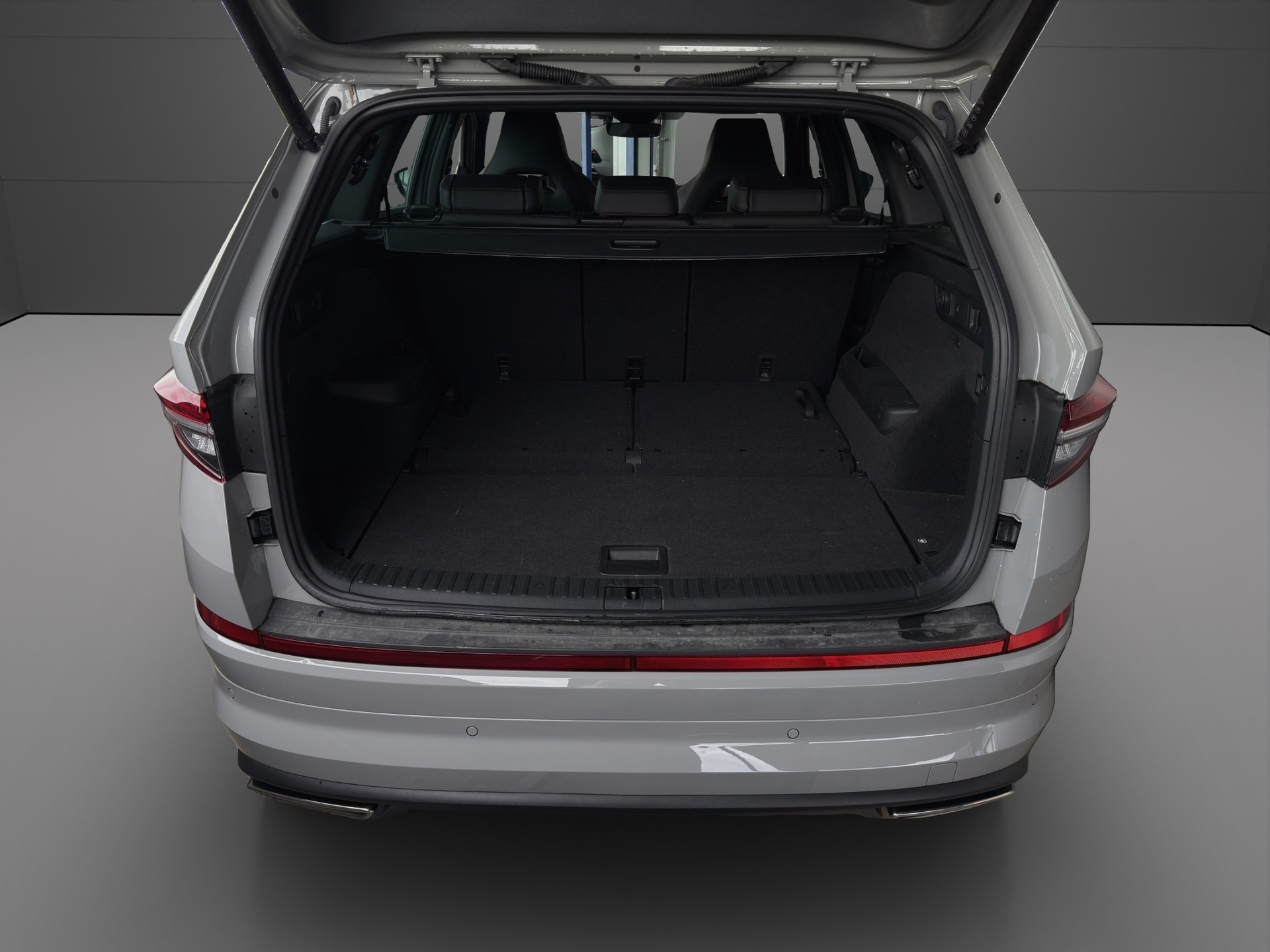 SKODA Kodiaq 2.0 TSI 4x4 RS-image-3