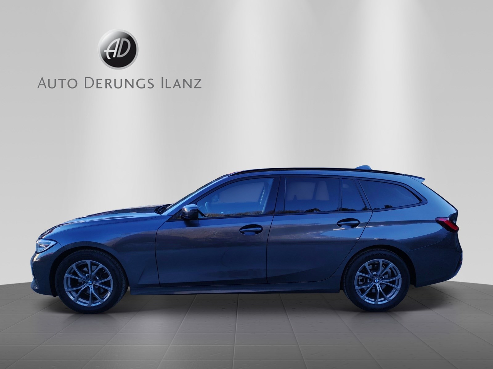 BMW 320d xDrive Touring Sport-image-5