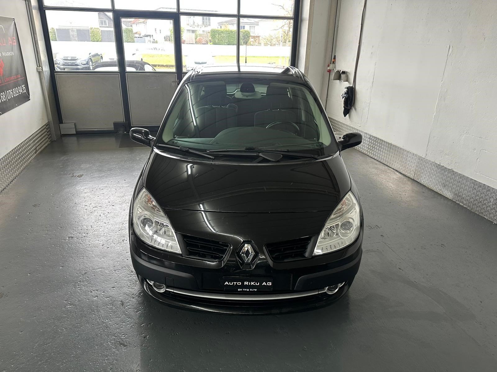 RENAULT Scénic 1.9 dCi Dynamique-image-2