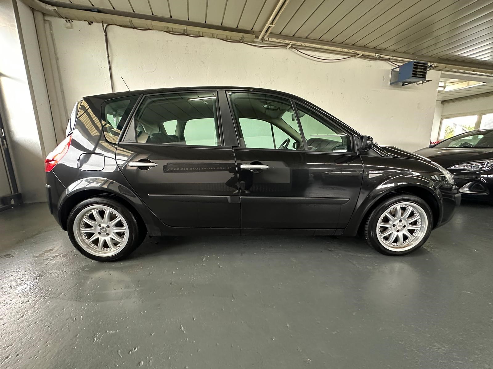RENAULT Scénic 1.9 dCi Dynamique-image-5
