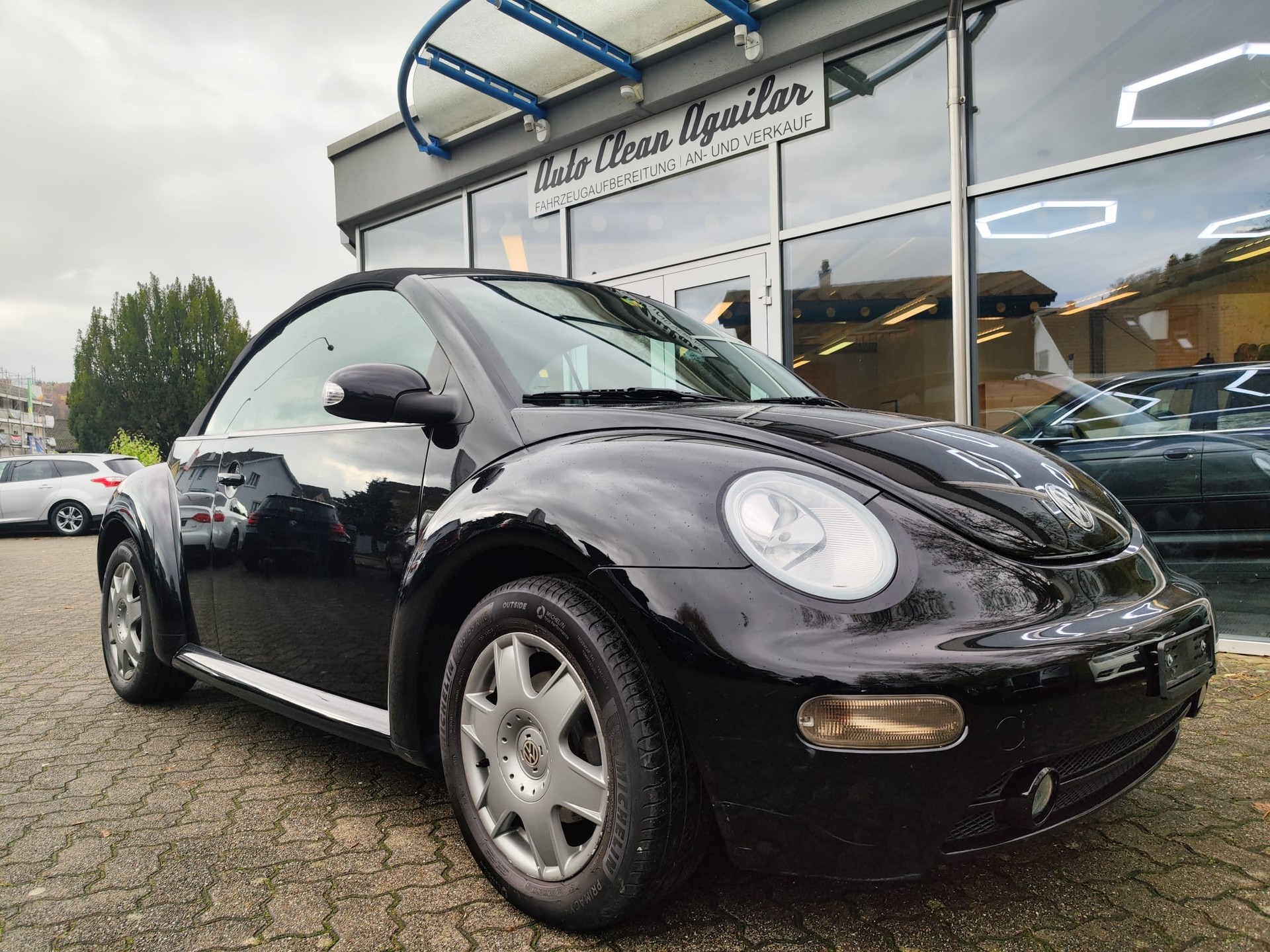 VW New Beetle Cabrio 1.6-image-0