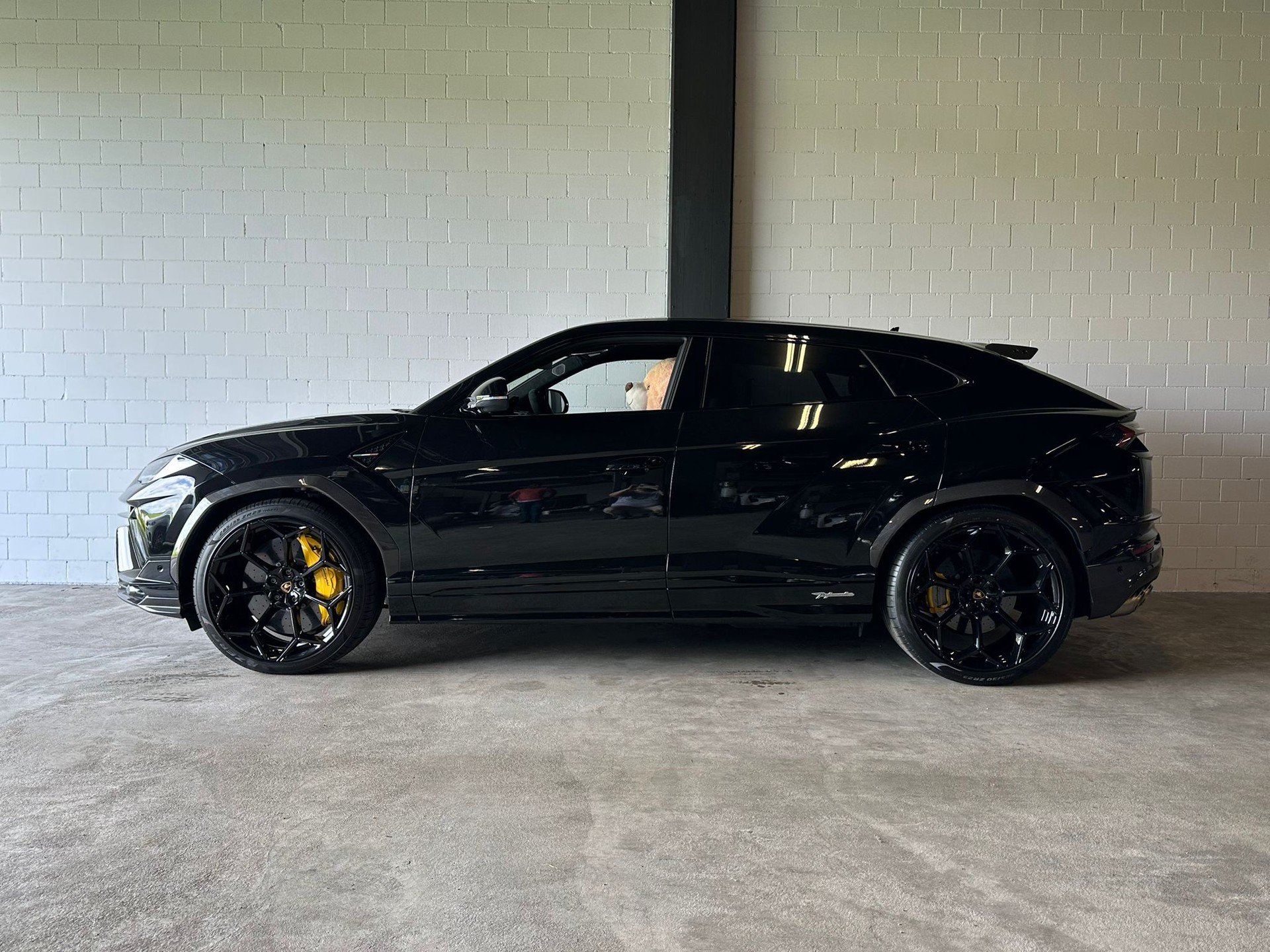 LAMBORGHINI Urus Performante E-Gear Vollausstattung-image-0
