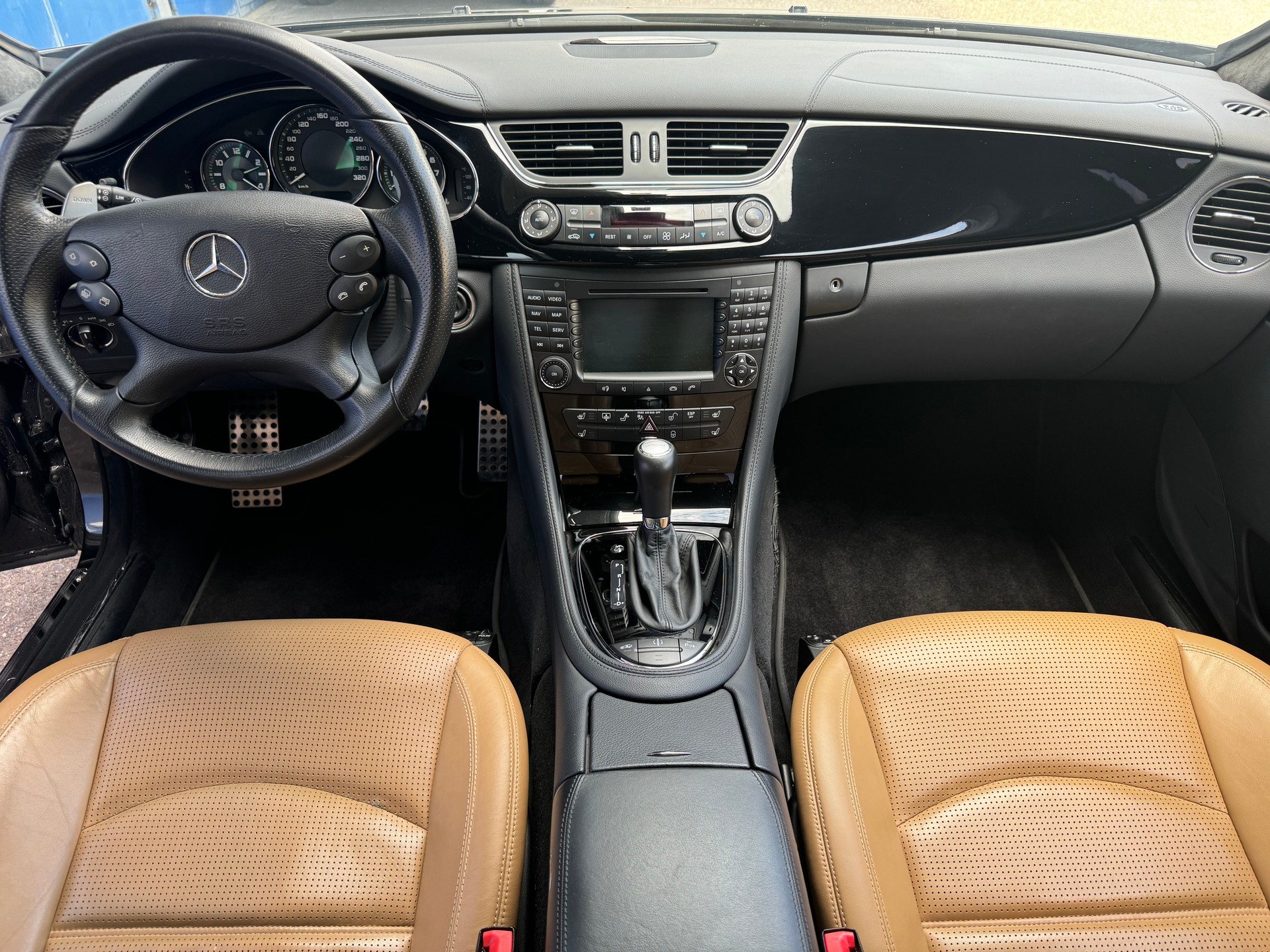 MERCEDES-BENZ CLS 63 AMG 7G-Tronic-image-7