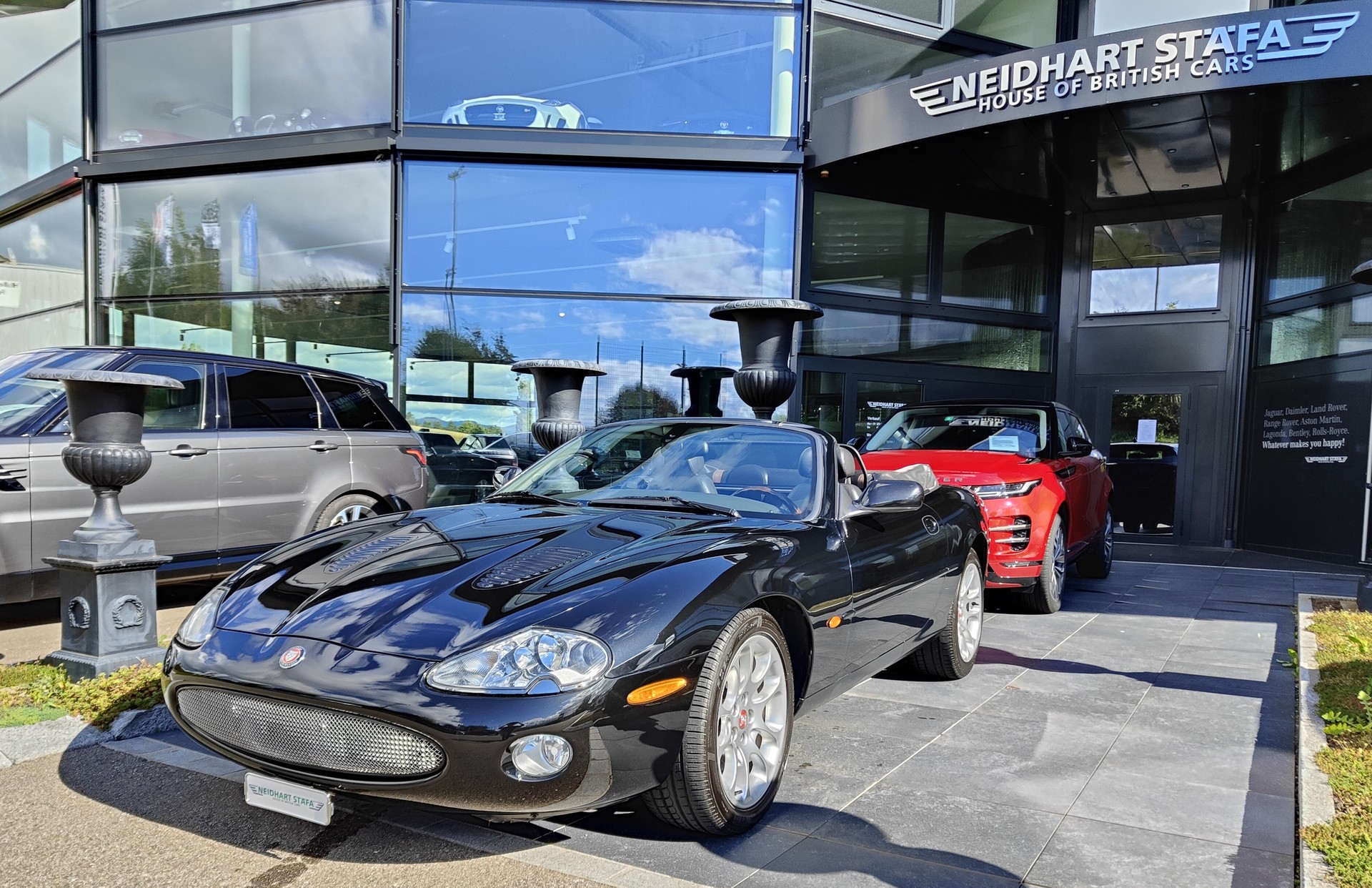 JAGUAR XKR S/C Convertible-image-0