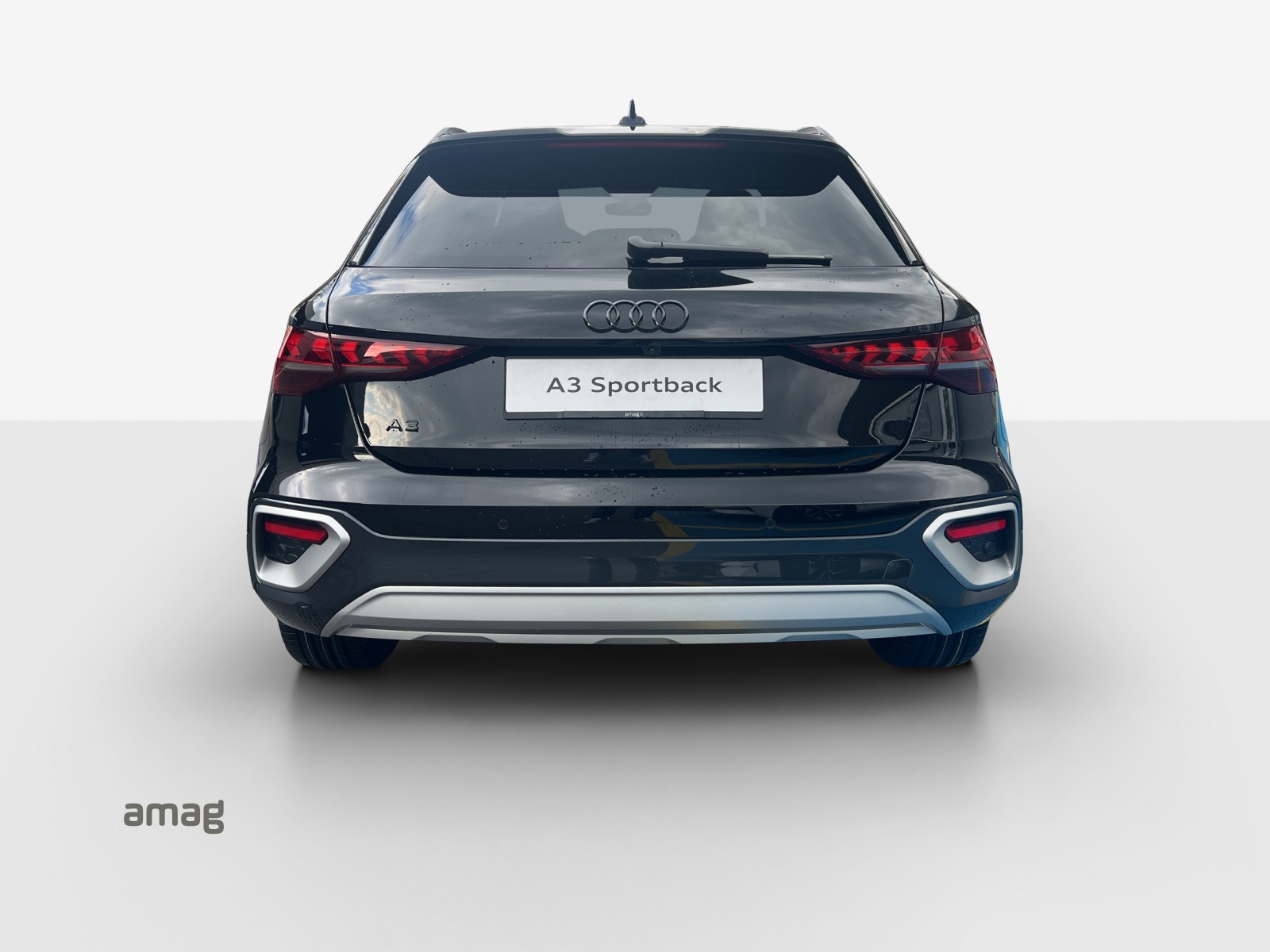 AUDI A3 allstreet 35 TFSI Attraction S-tronic-image-3