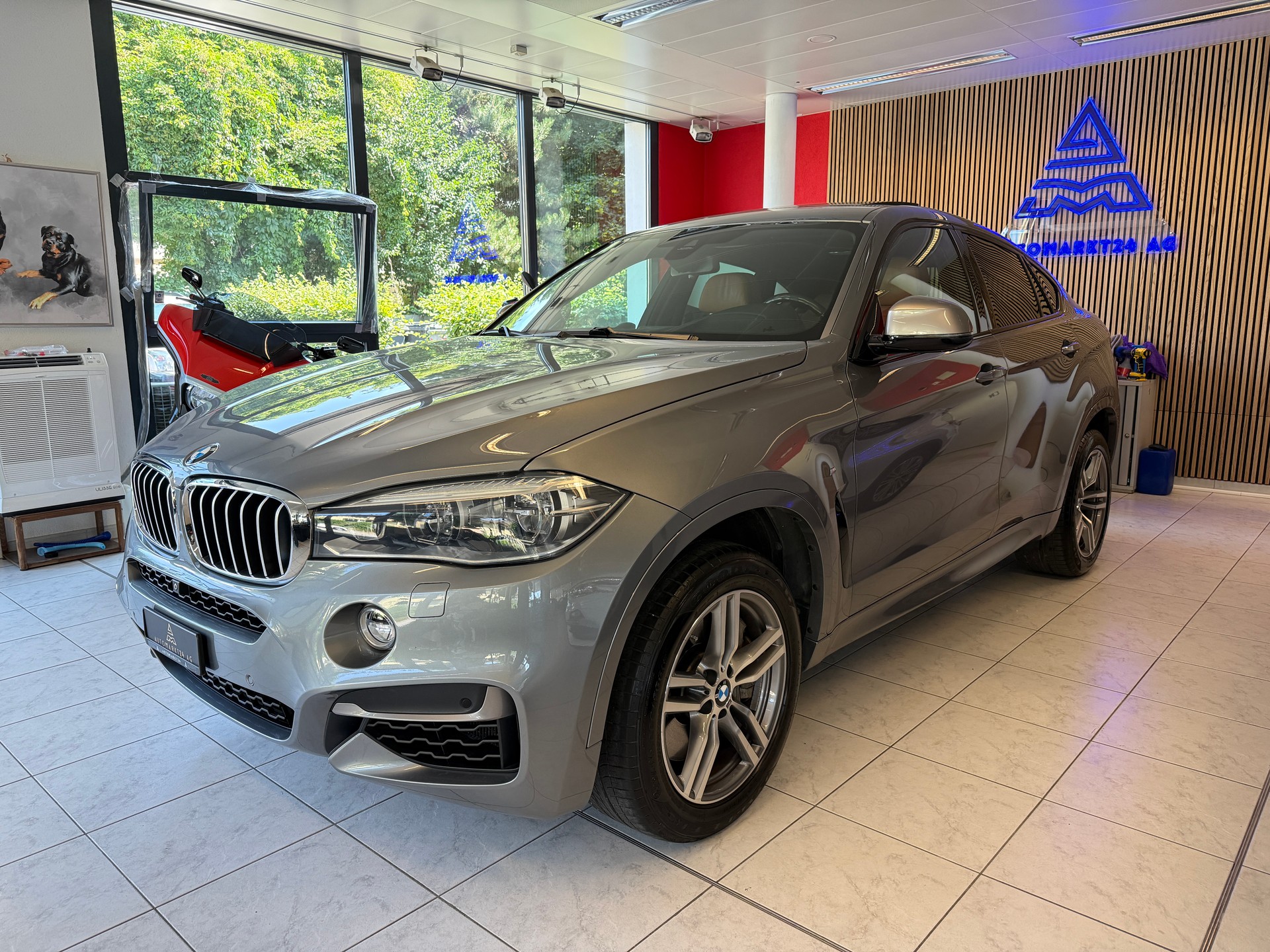 BMW X6 M50d-image-2