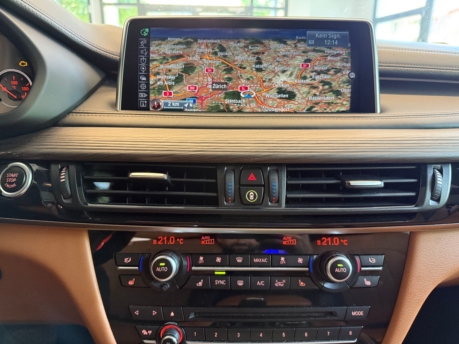 BMW X6 M50d-image-8