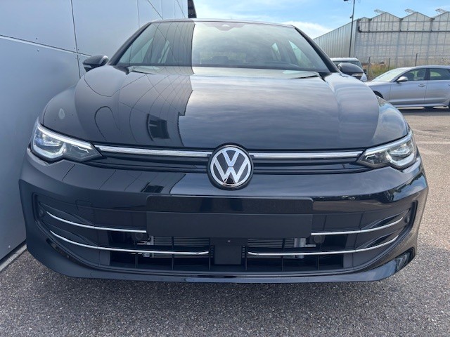 VW Golf 1.5 TSI PHEV Style-image-2
