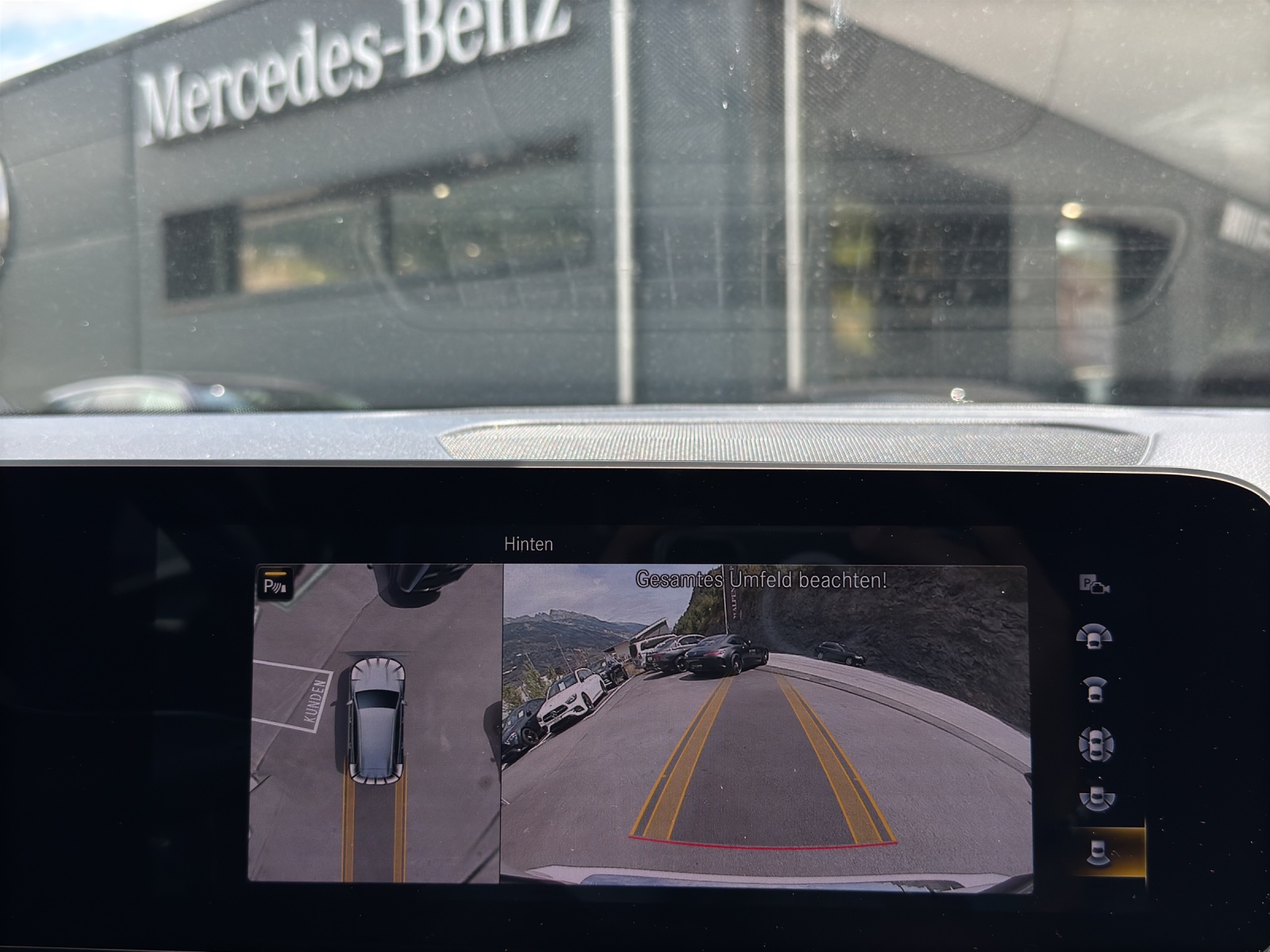 MERCEDES-BENZ GLB 250 AMG Line 4 MATIC-image-25