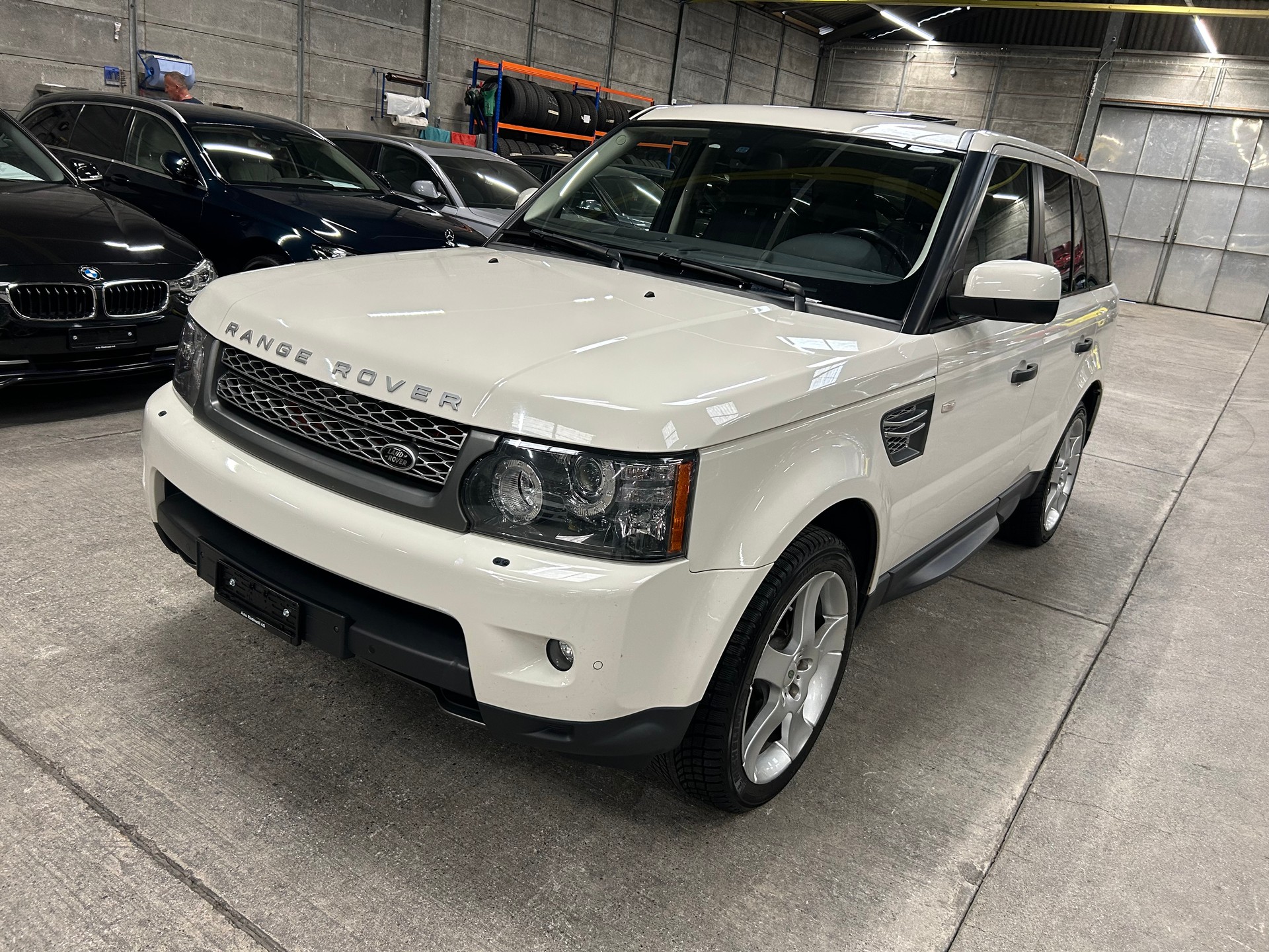LAND ROVER Range Rover Sport 3.6 TDV8 Autobiography Automatic-image-6